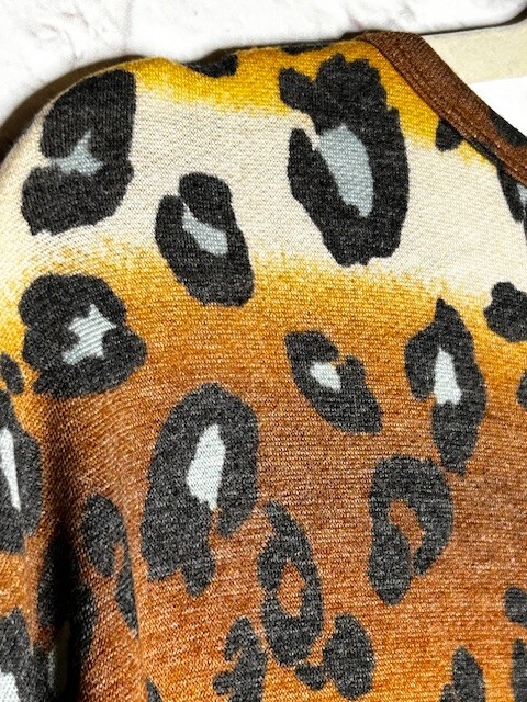 3X New Faded Leopard Black Brown Yellow Ivory Sage Stretchy Knit Tee Shirt Top