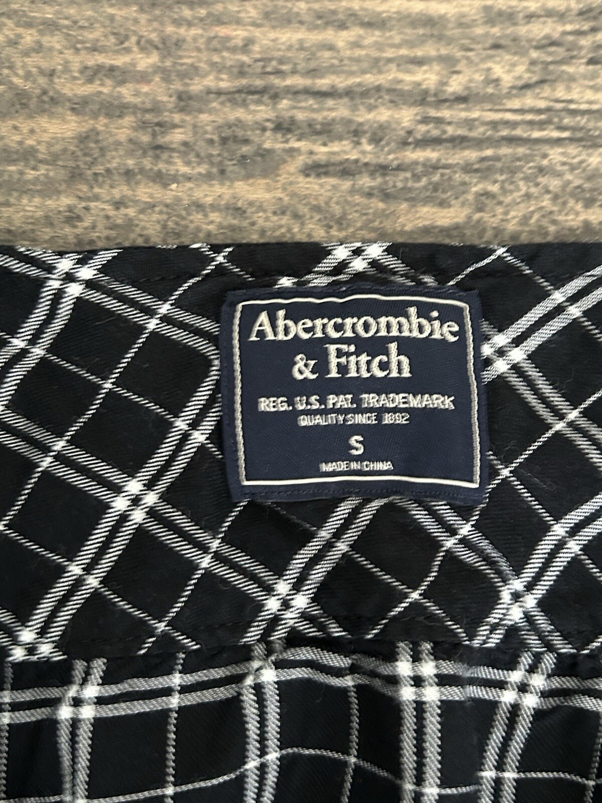 abercrombie & fitch womens wrap top long sleeve plaid Black & White small