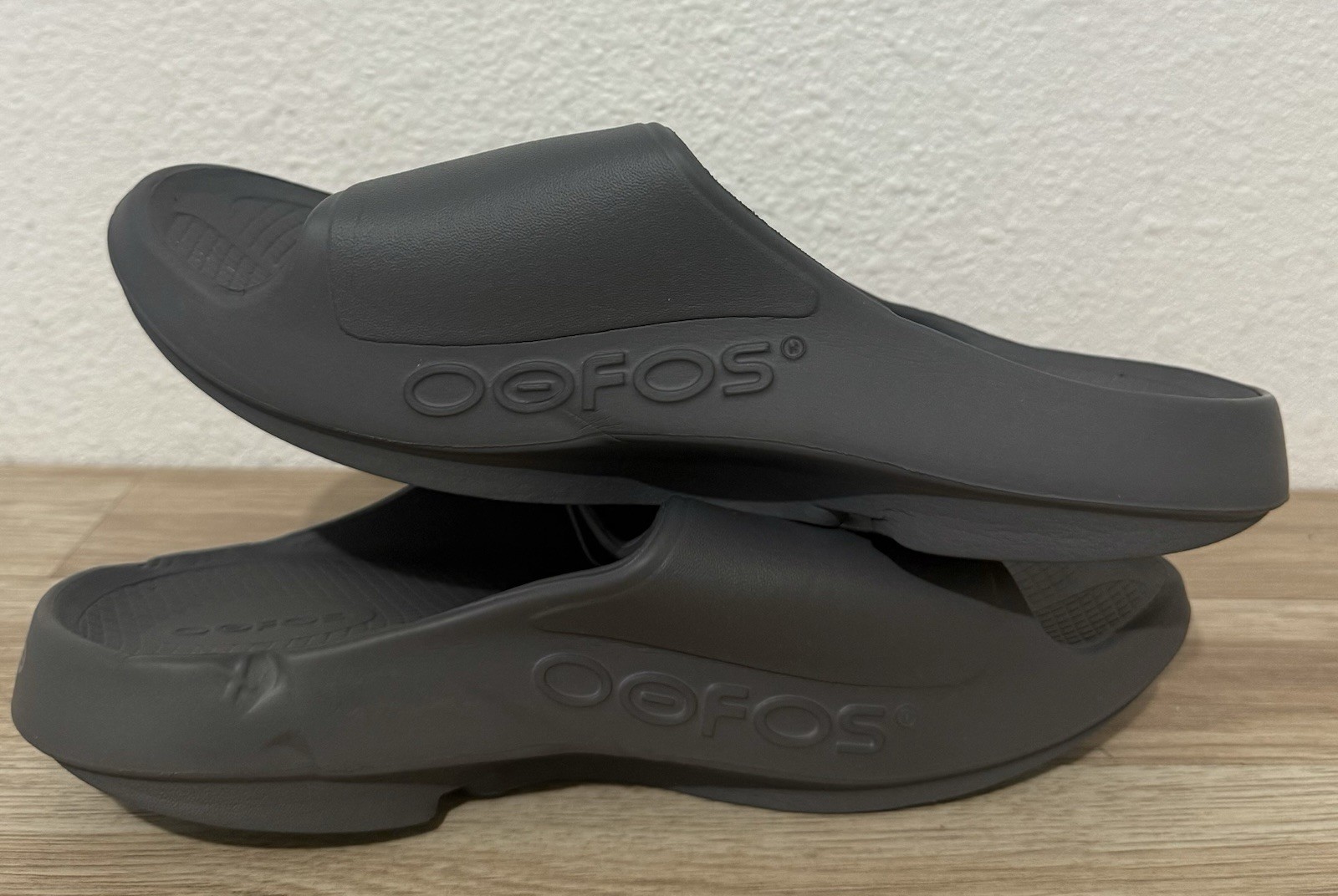 OOFOS OOahh Sport Flex Unisex Gray Size Men’s 9 Women’s 11