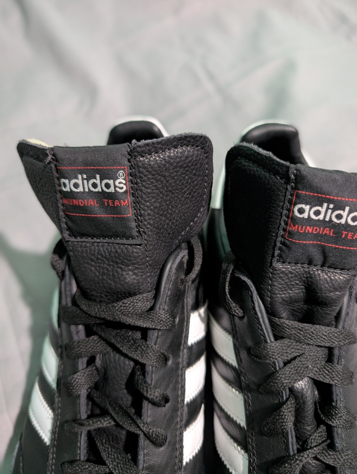 adidas Mundial Team Black Cloud White Men’s Sz 13 Turf Soccer Shoes