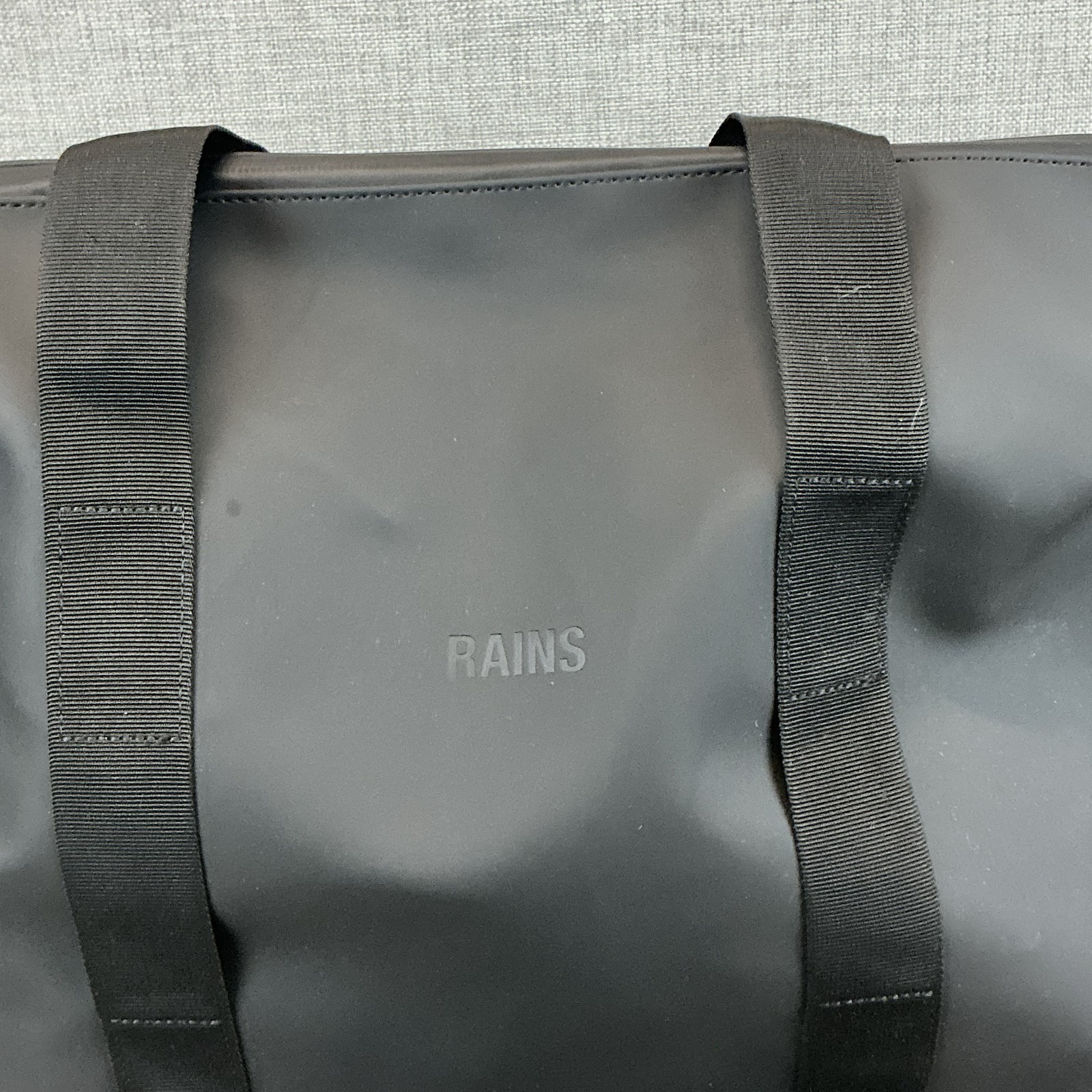 RAINS Hilo Weekend Duffle Bag Small Black Waterproof Travel Gym Carry on Luggage
