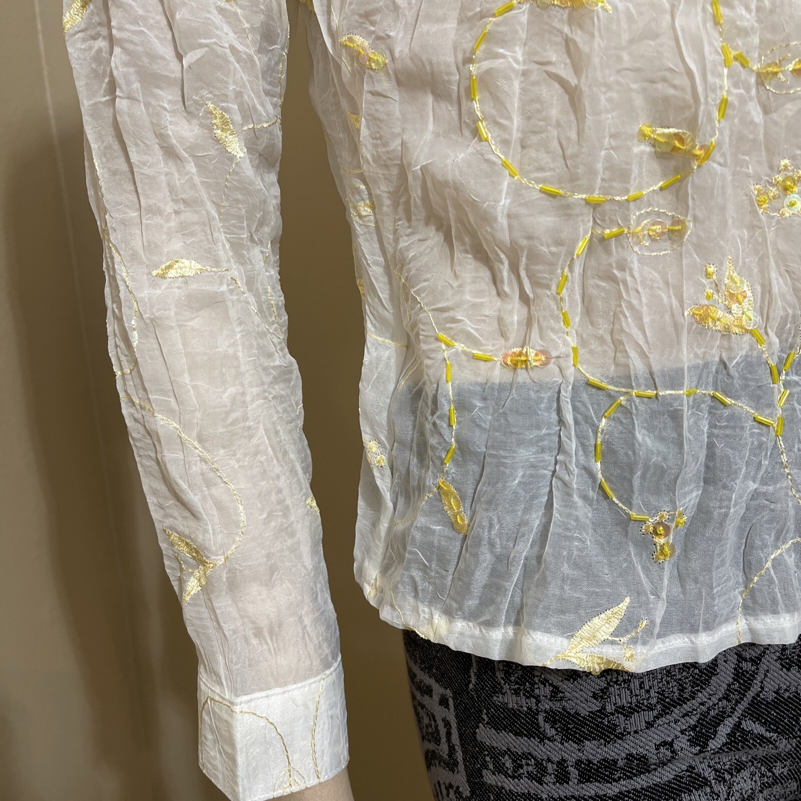 Women’s Ivory Polyester Sheer Yellow Embroidering Beaded Size L Button Up Top