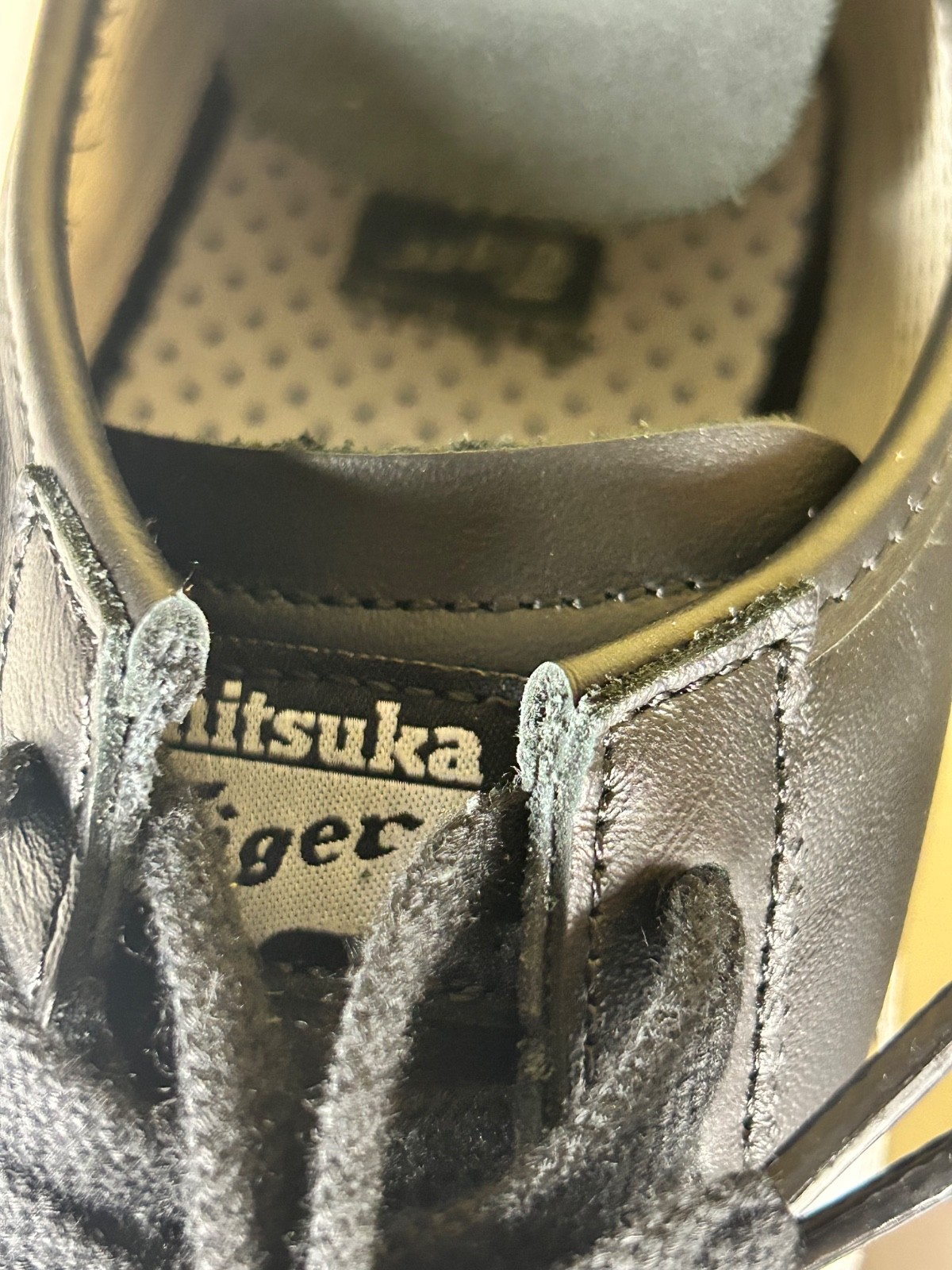 Onitsuka Tiger Mexico 66 – Black/White 5.5-11M Brand New FREE SHIPPING