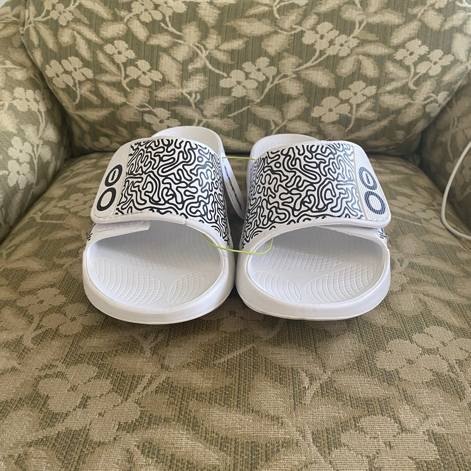 OOFOS Unisex Sport Flex Limited Edition Slide Sandals Recovery Size Mens 9/W 11