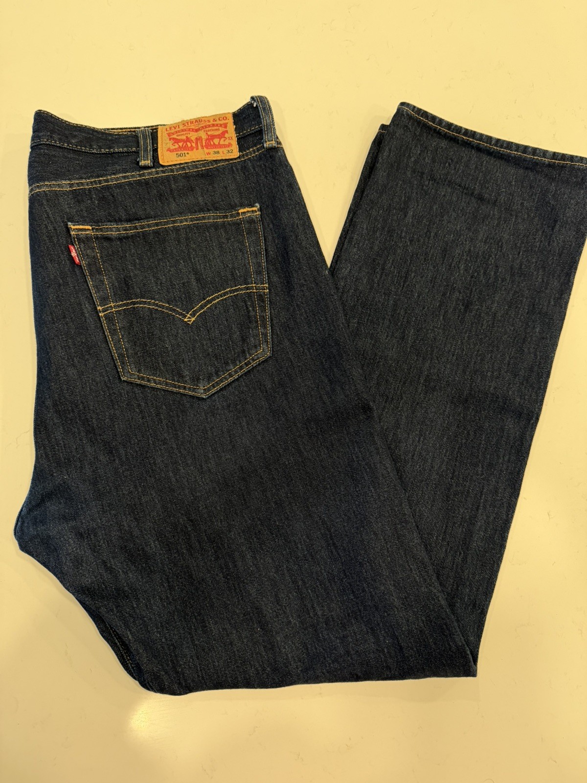 Levi’s Men’s 501 38 X 32 Original Straight Fit button Fly Jeans – Dark Wash