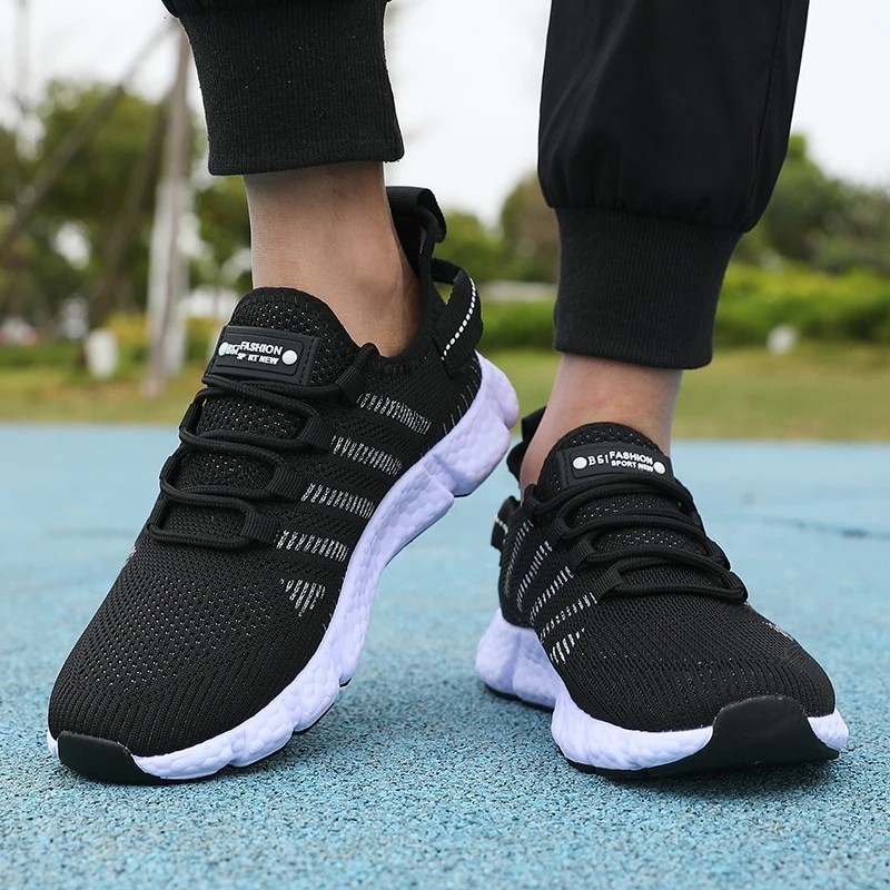 Men’s Breathable Mesh Running Shoes Lightweight Casual Sneakers