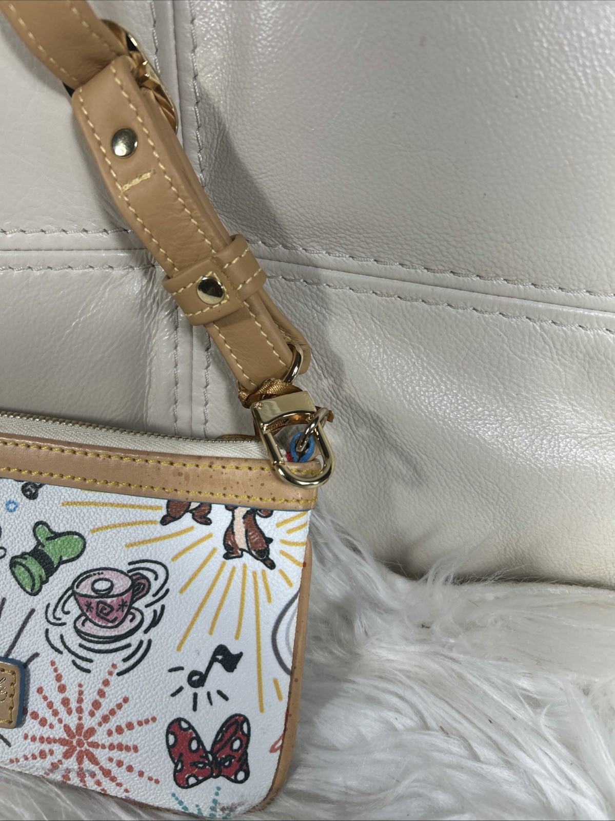 Dooney Bourke Disney Mickey Mouse Minnie Wristlet And Added Mautto Strap!