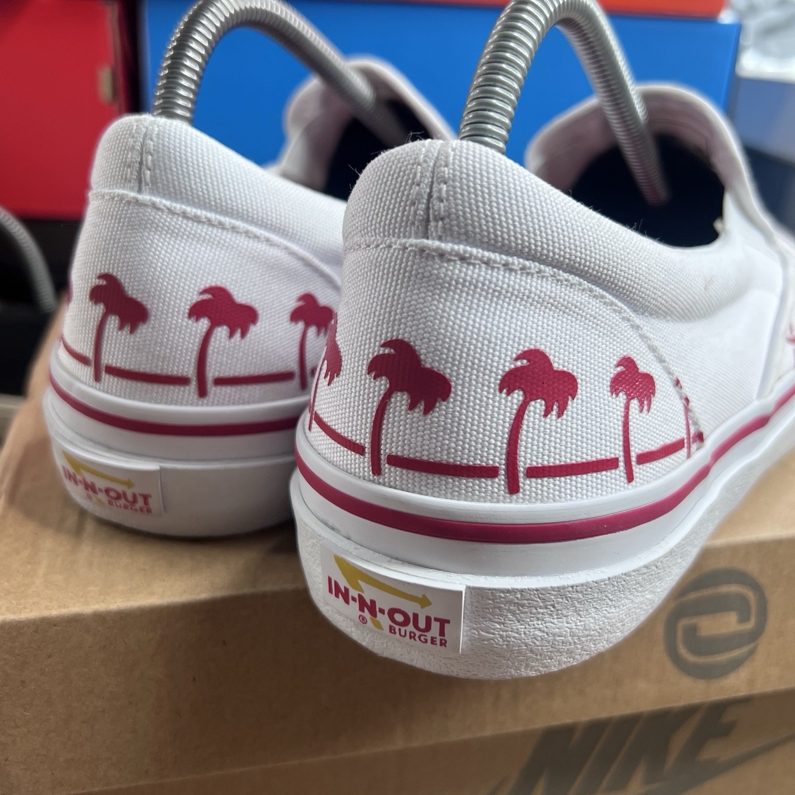 Size 9 MEN In-N-Out Burger Drink Cup Canvas Shoes Very Clean
