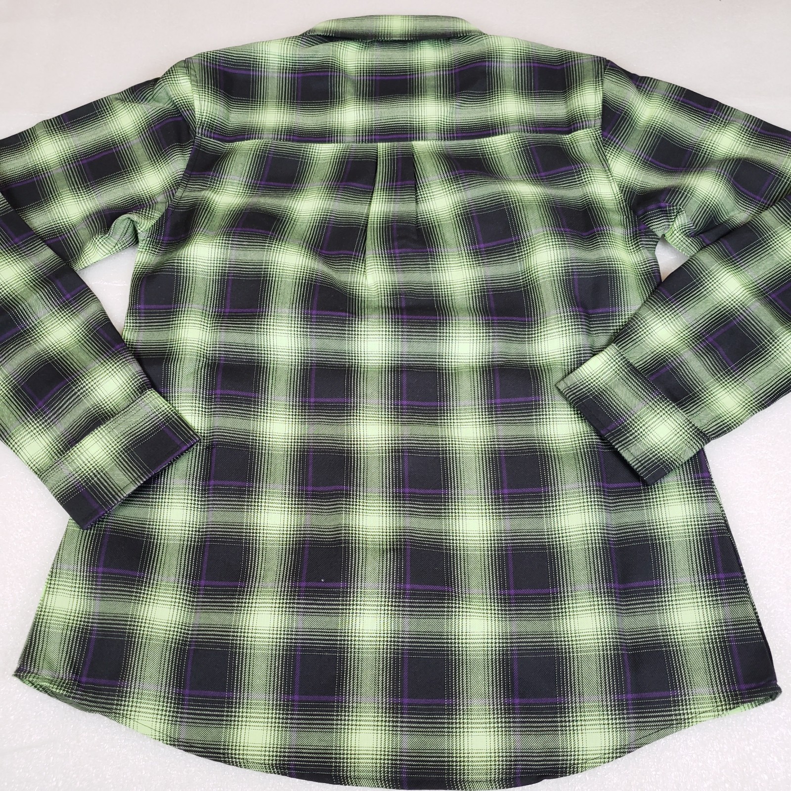 NWT Women’s Medium Dixxon Dimebag Darrell Women’s Glow In The Dark Flannel Shirt