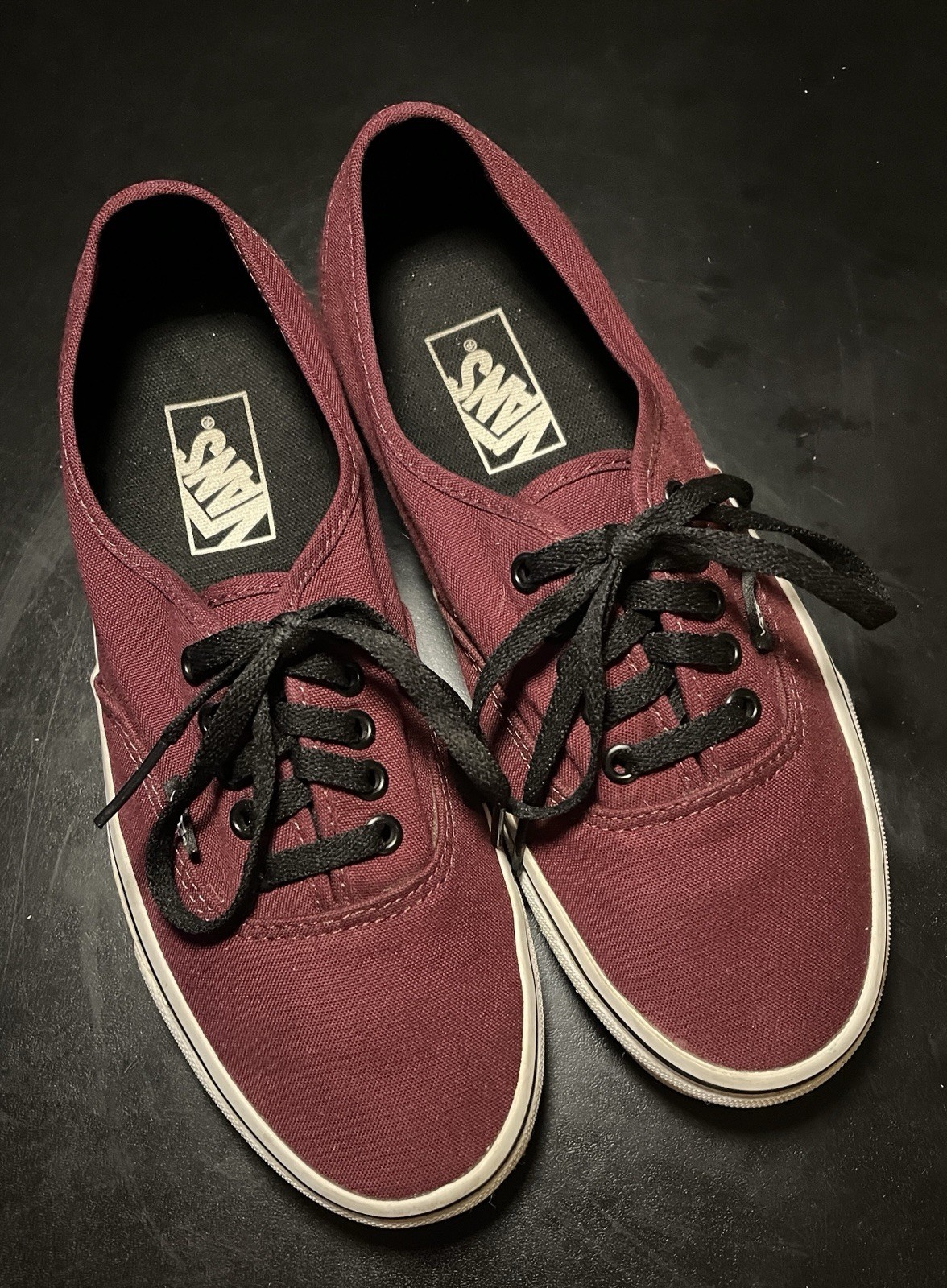 VANS Authentic Classic Skate Shoes Maroon Port Royale Canvas Men 8/Women 9.5