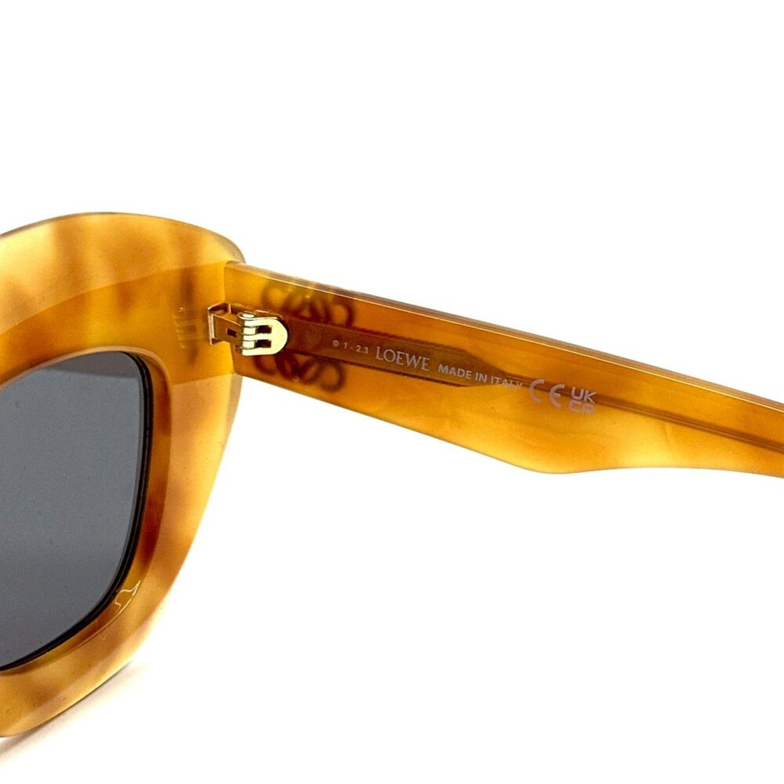 New, LOEWE Sunglasses LW40127I 53A Authentic