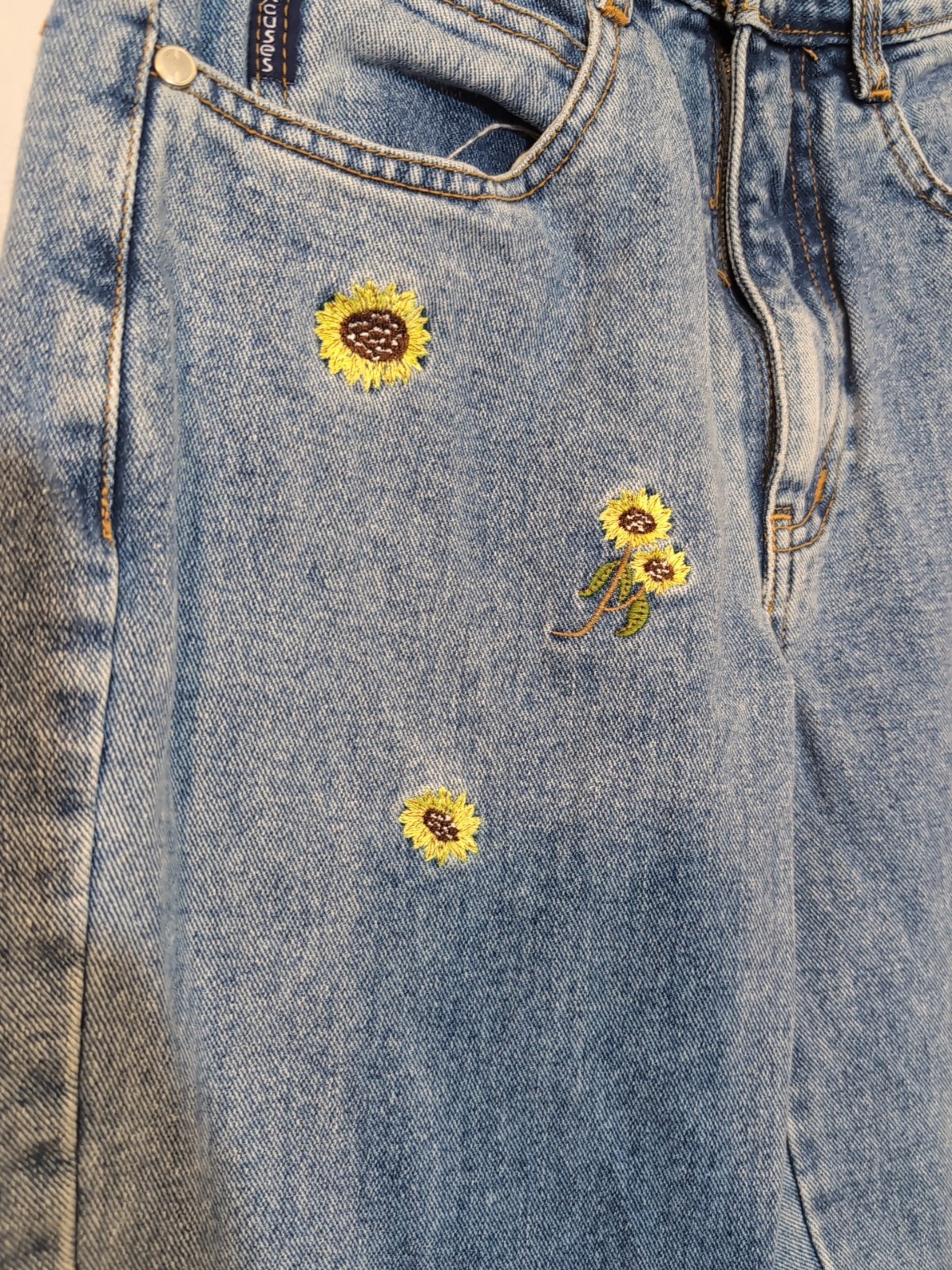 Vintage No Excuses Blue Jeans Straight High Rise Womens 6 Embroidered Floral 26″