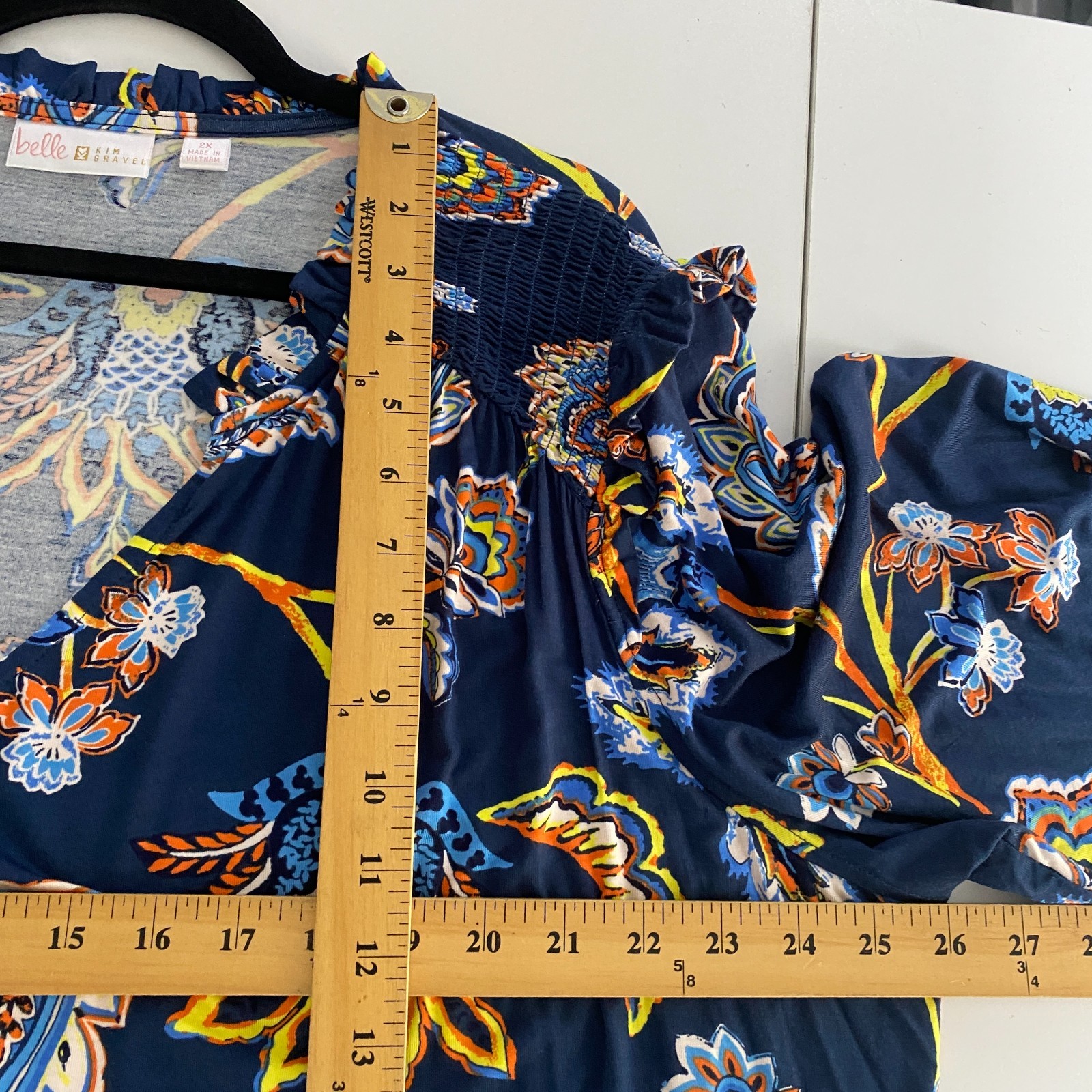 Belle by Kim Gravel Rayon Spandex Think Spring Knit Blouse Size 2X Blue Floral