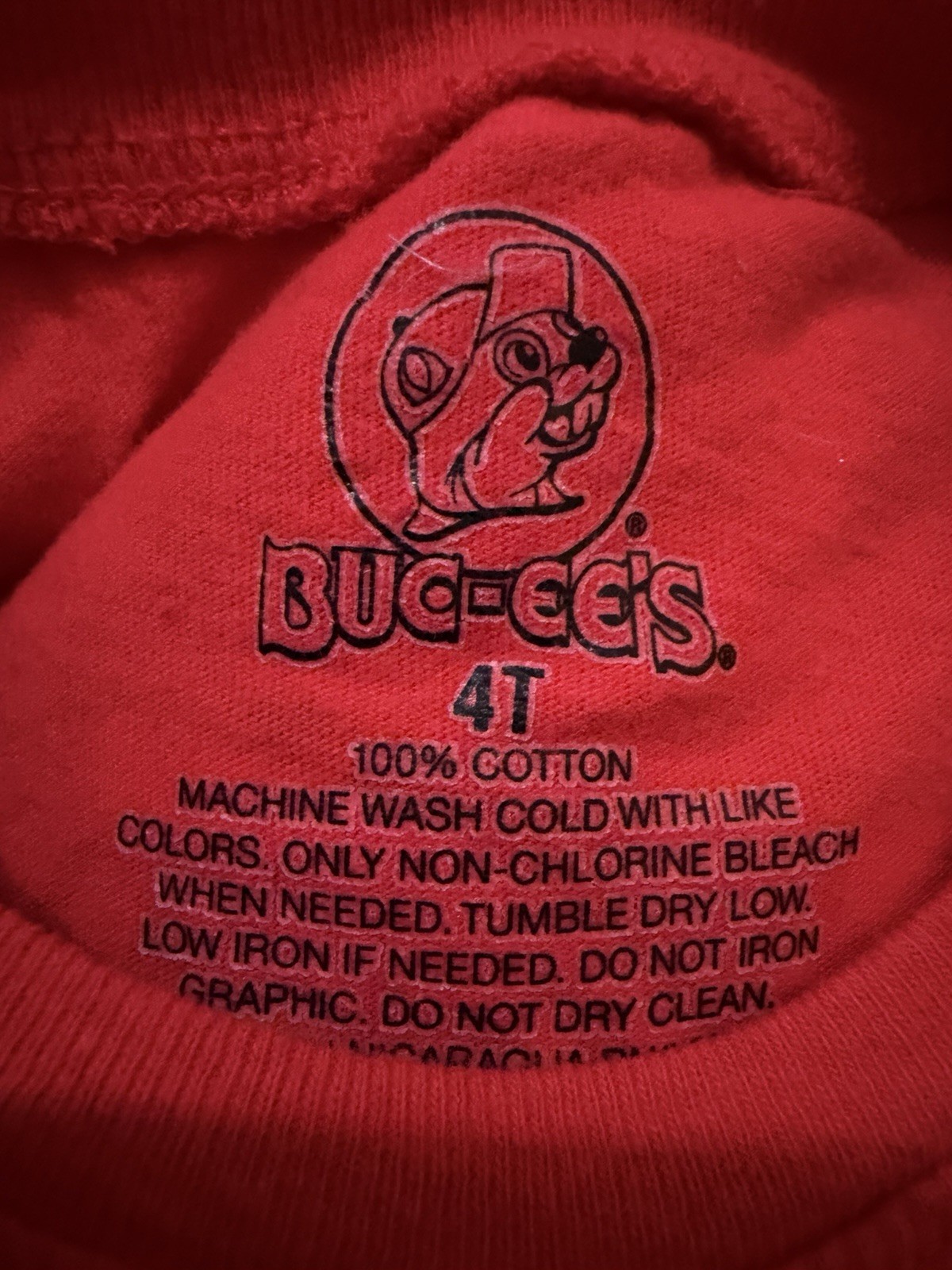 Buc-ee’s Unisex Toddler 4T Red Beaver Graphic Crew Neck Short Sleeve Tee