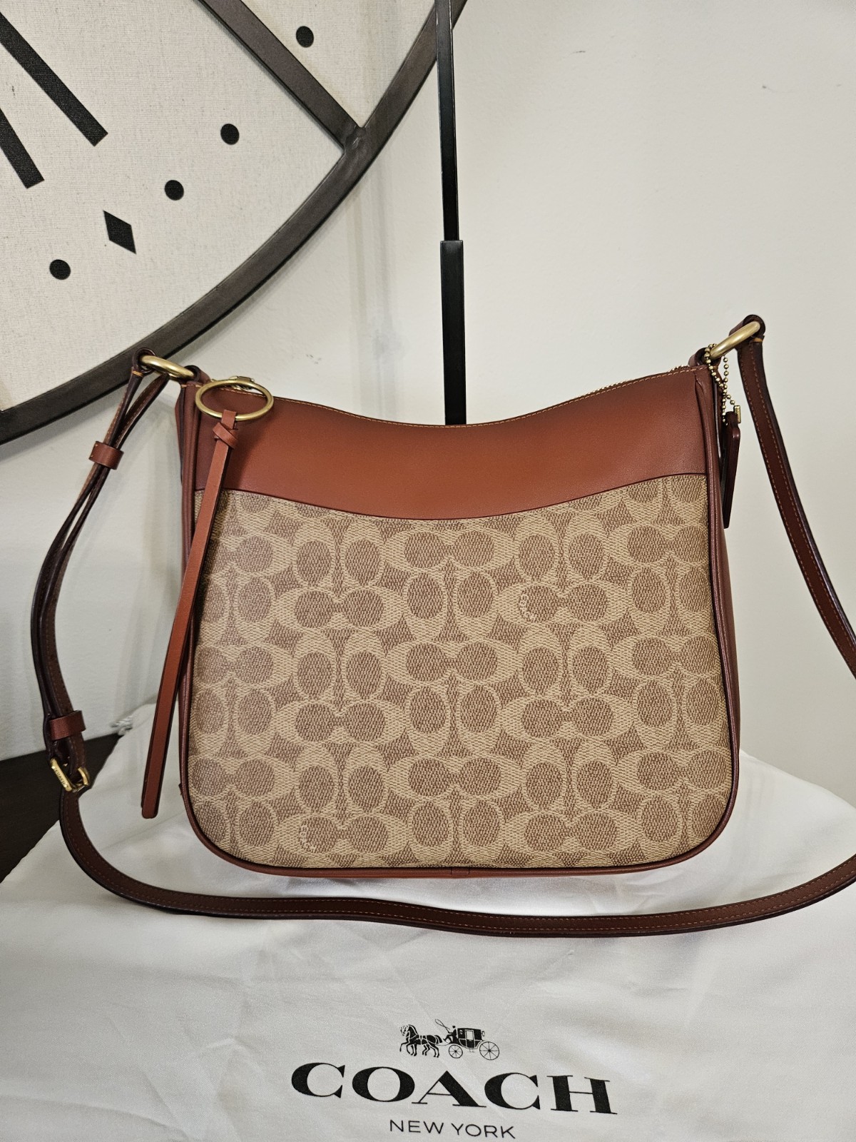 Coach Chaise Signature Logo Brown