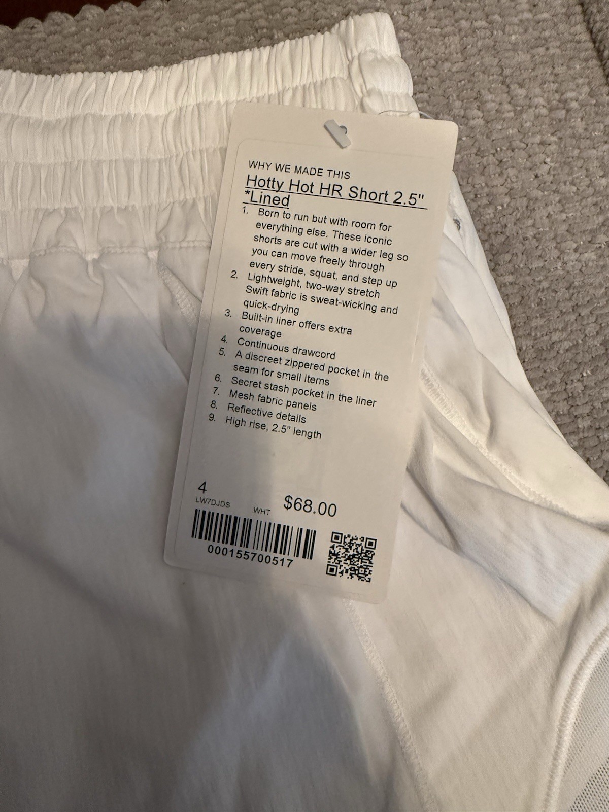 Lululemon Size 4 Hotty Hot High-Rise Lined Short 2.5″, White, NWT, $68