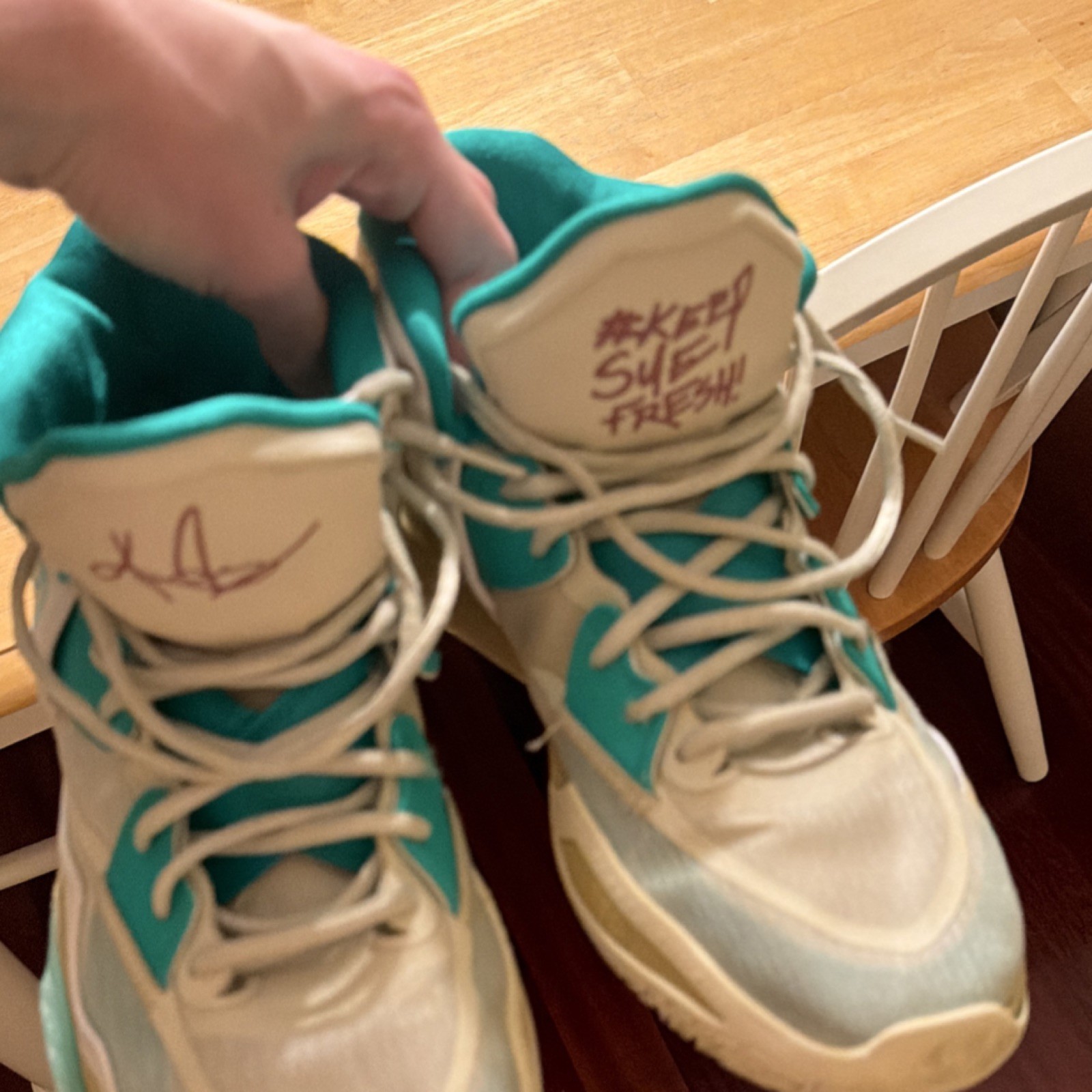 Nike White Teal Mid Top Men’s Lace Up Basketball Sneaker Activewear
