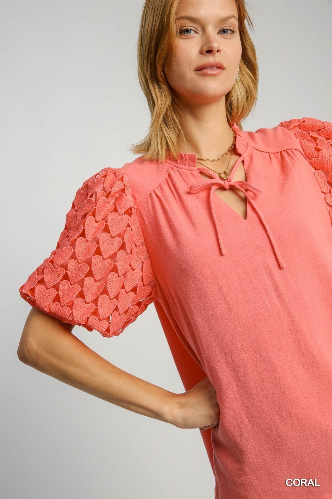 Umgee Coral Floral Applique 3D Contrast Fabric Puffed Sleeve Split Neck Top