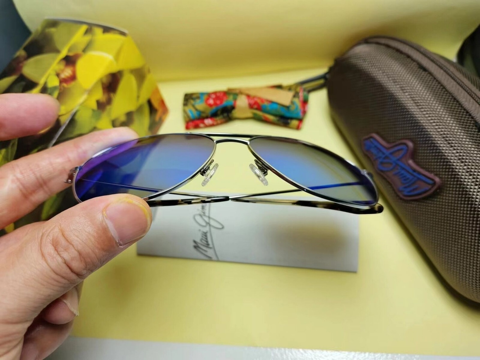 Maui Jim B247-17 CLIFF HOUSE Silver POLARIZED Hawaii Blue Lens Aviator Sunglass