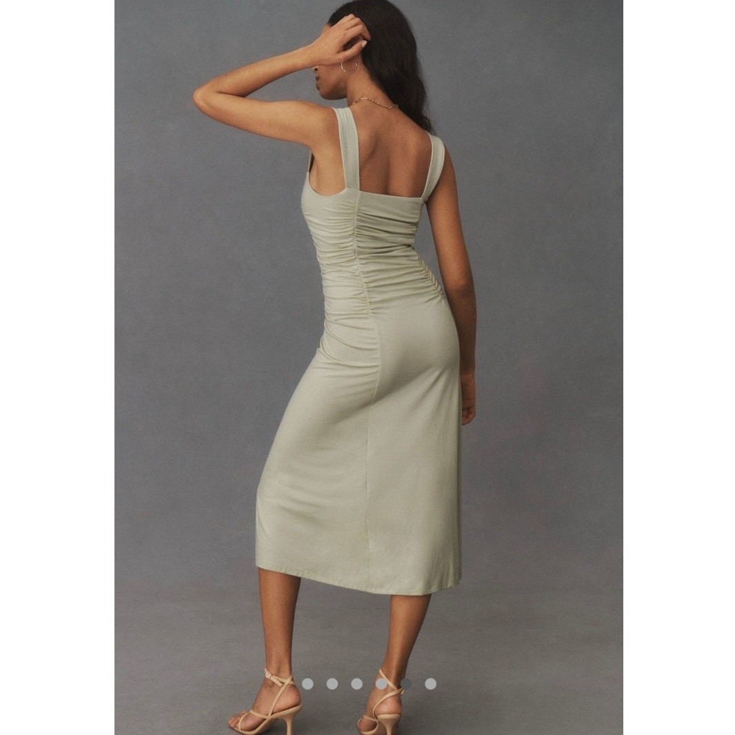Reformation Light Sage Green Suvi Sleeveless Knit Midi Dress Size Large