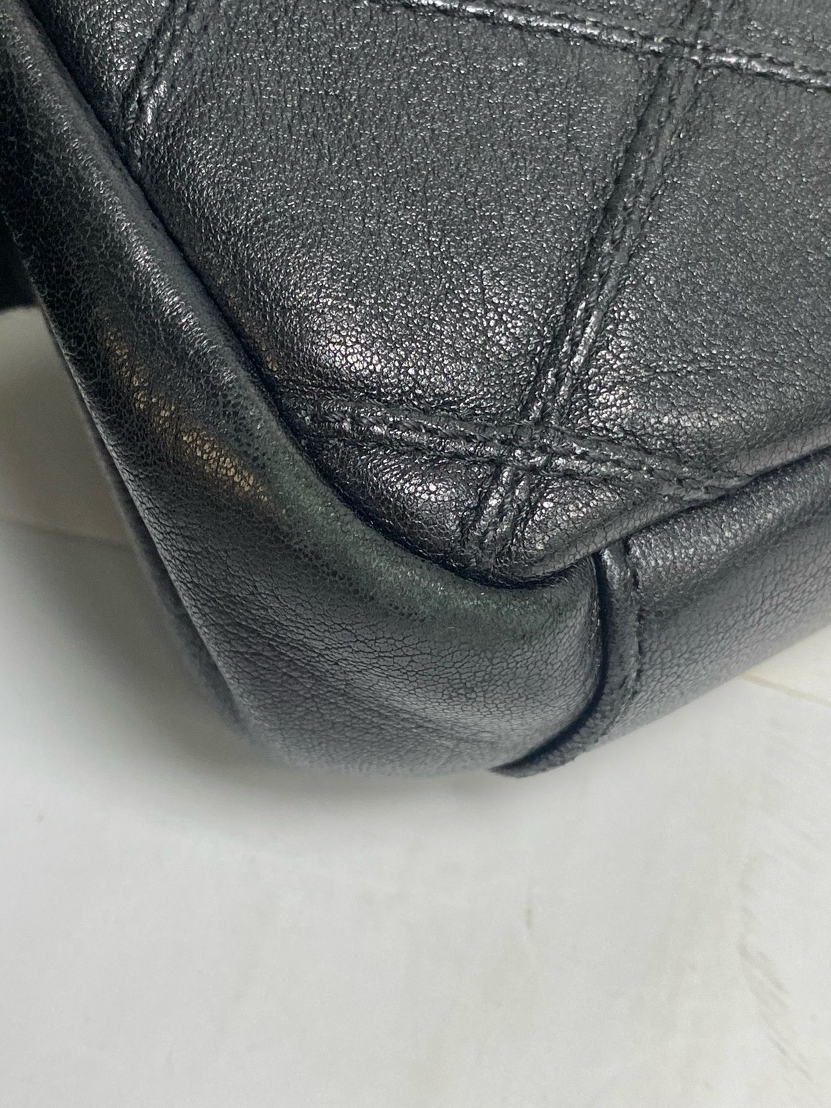 Saint Laurent Envelope Messenger Flap Black Quilted Leather SHW Crossbody Auth