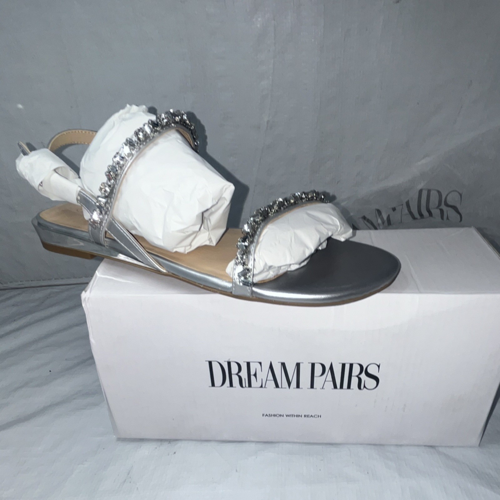 Dream Pairs Women’s Silver Rhinestone Strappy Flat Ankle Strap Sandals 7