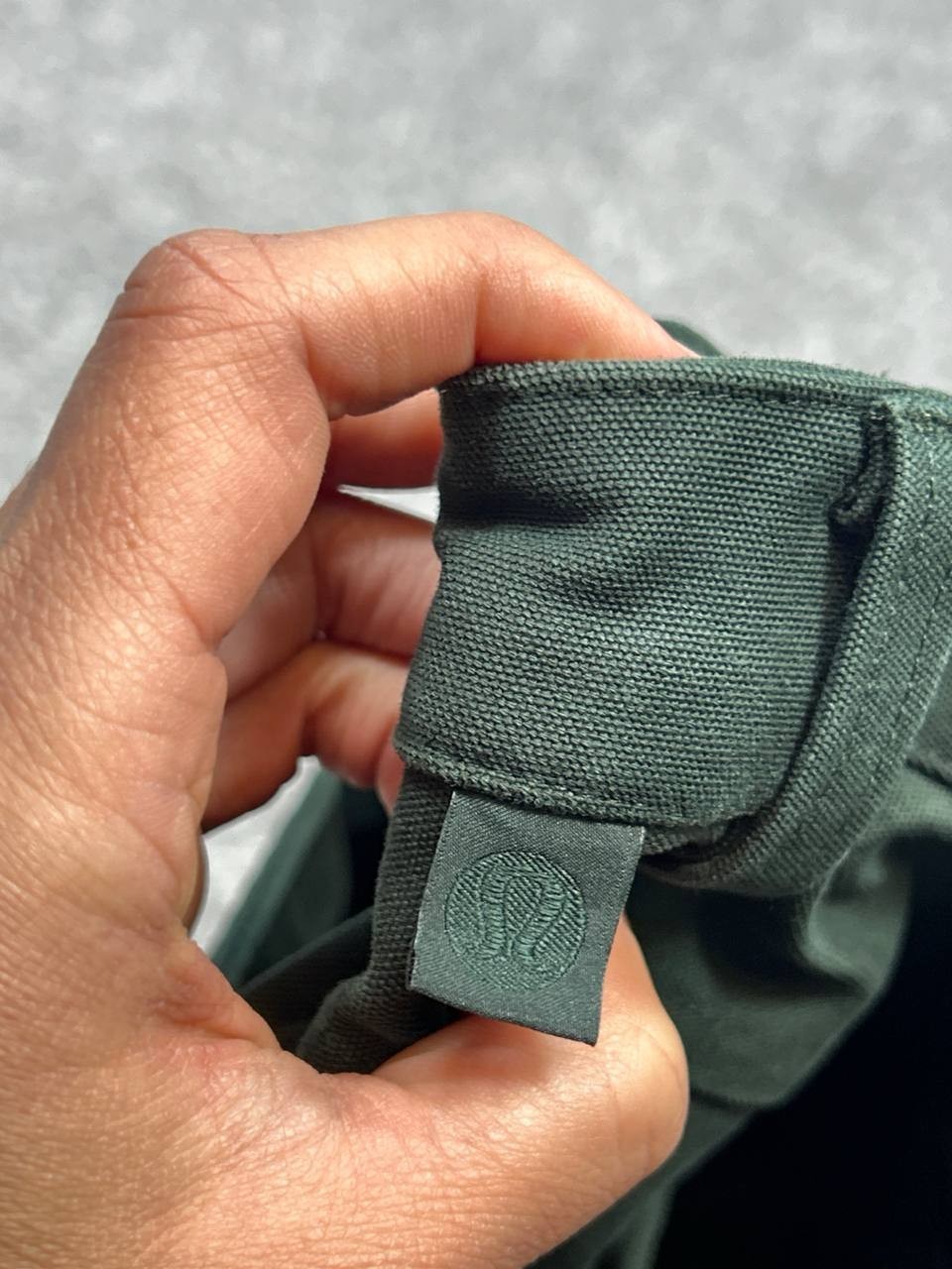 Lululemon ABC Utilitech Pants Mens 30 Green Chino Slim Fit Abrasion Resistant