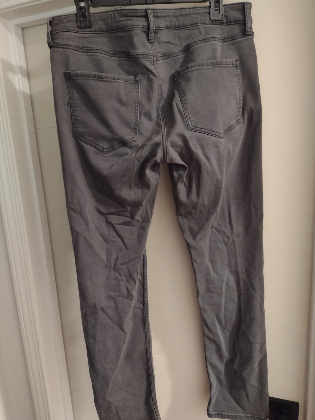 True Classic Jeans | Men’s 33×32 | Gray | 54% Ray/24% Cot/20% Poly/2% Span