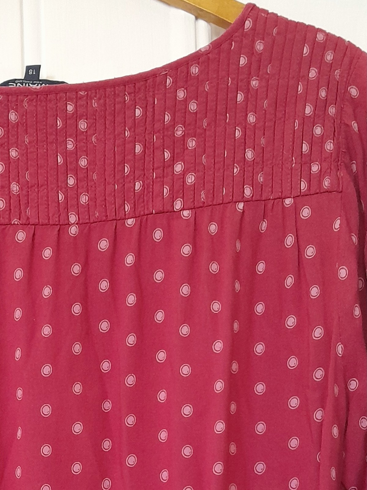Maine Debenhams 3/4 Sleeve Raspberry Red Polka Dot Loose Fit Top size 18