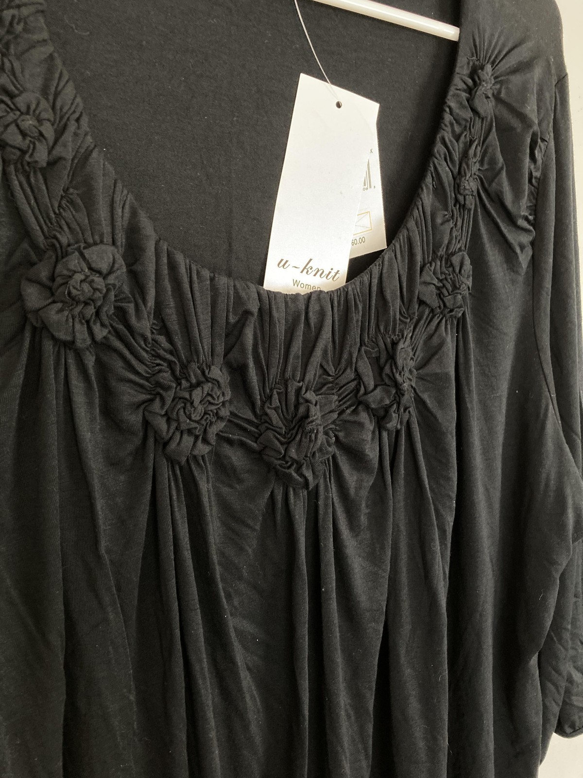 Design History U-knit Top Women 3X Black Scoop Neck Rosette 3/4 Sleeve Tunic NWT