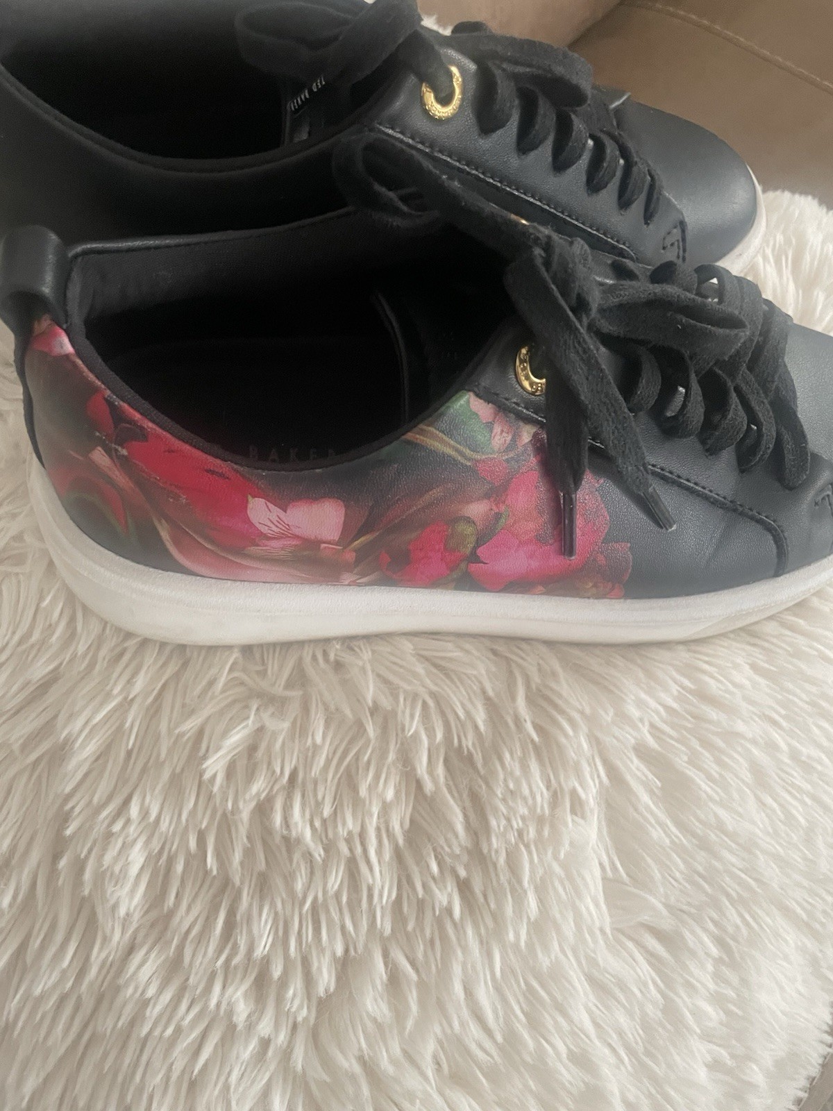 Ted Baker London Avery Platform Sneaker Multicolor Floral Lace-Up Low Top