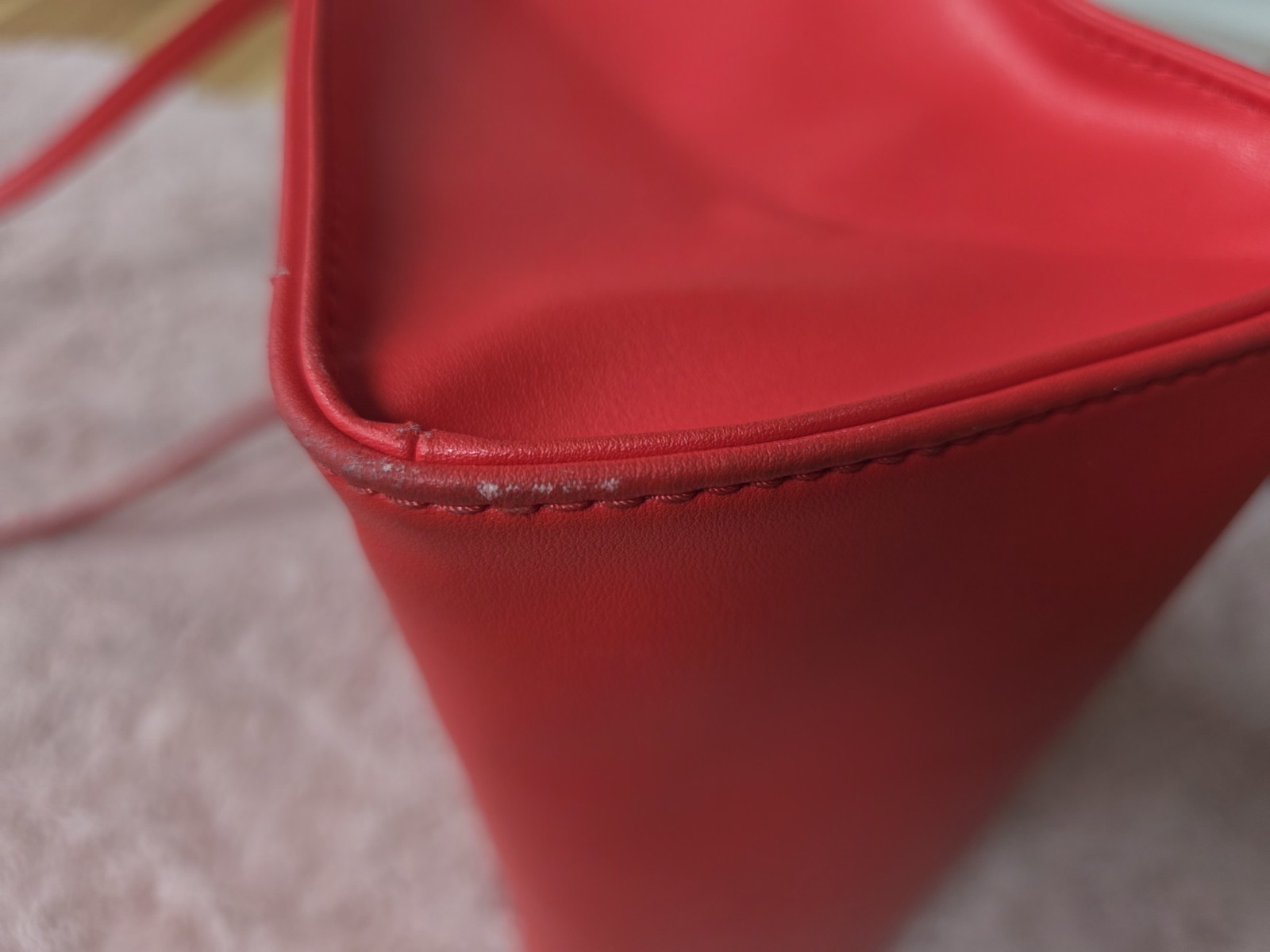 AUTHENTIC TELFAR MEDIUM SHOPPING BAG IN RED