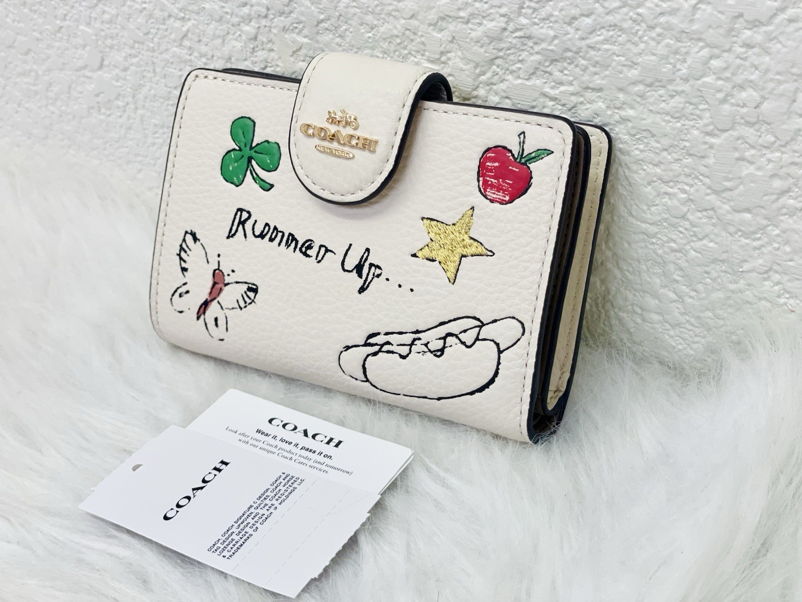 Coach Medium Corner Zip Wallet With Sketch Print In Gold/Chalk Multi CAO94 NWT