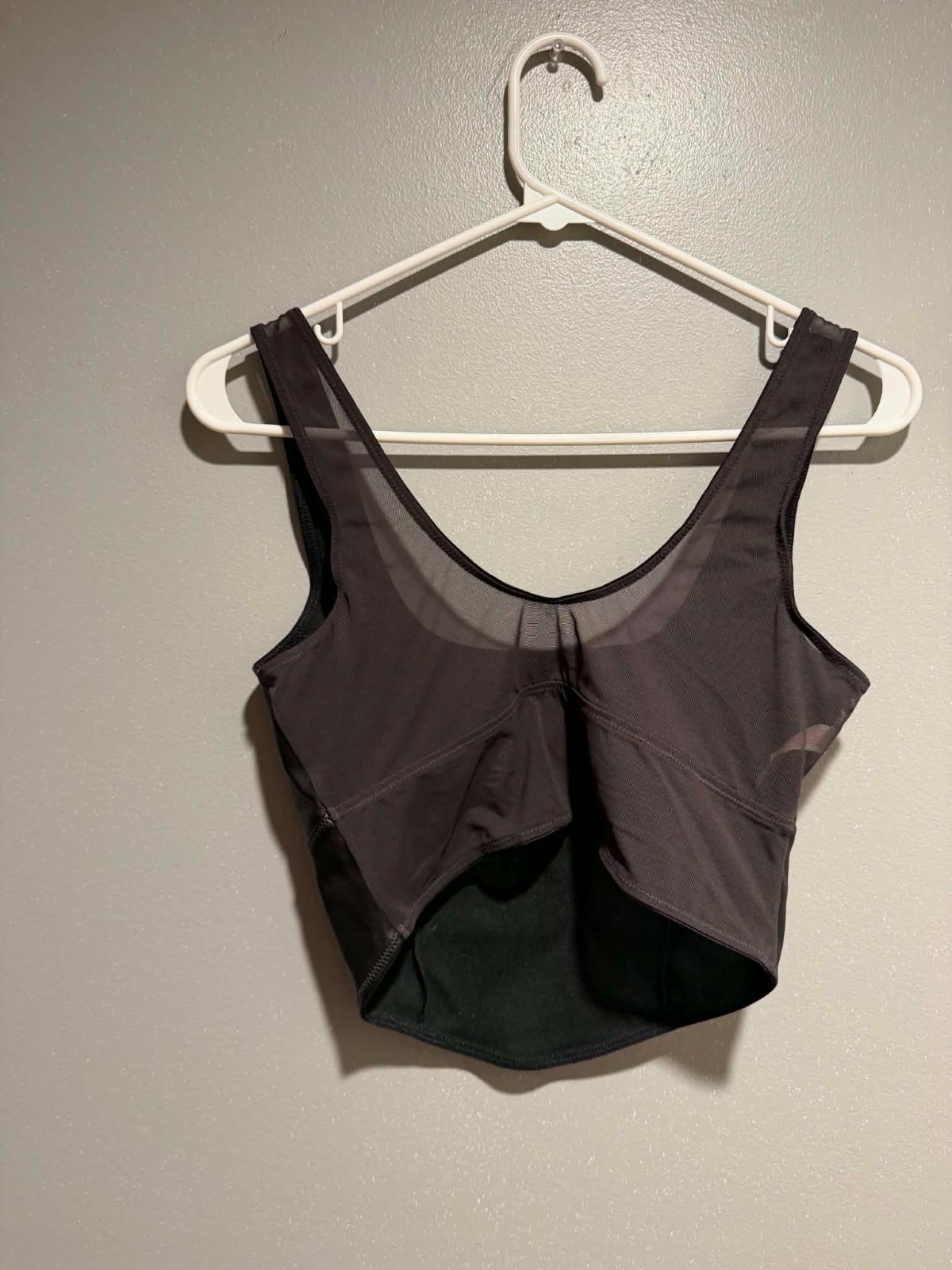 Colsie Faux Leather and Mesh Cropped Top Size Medium