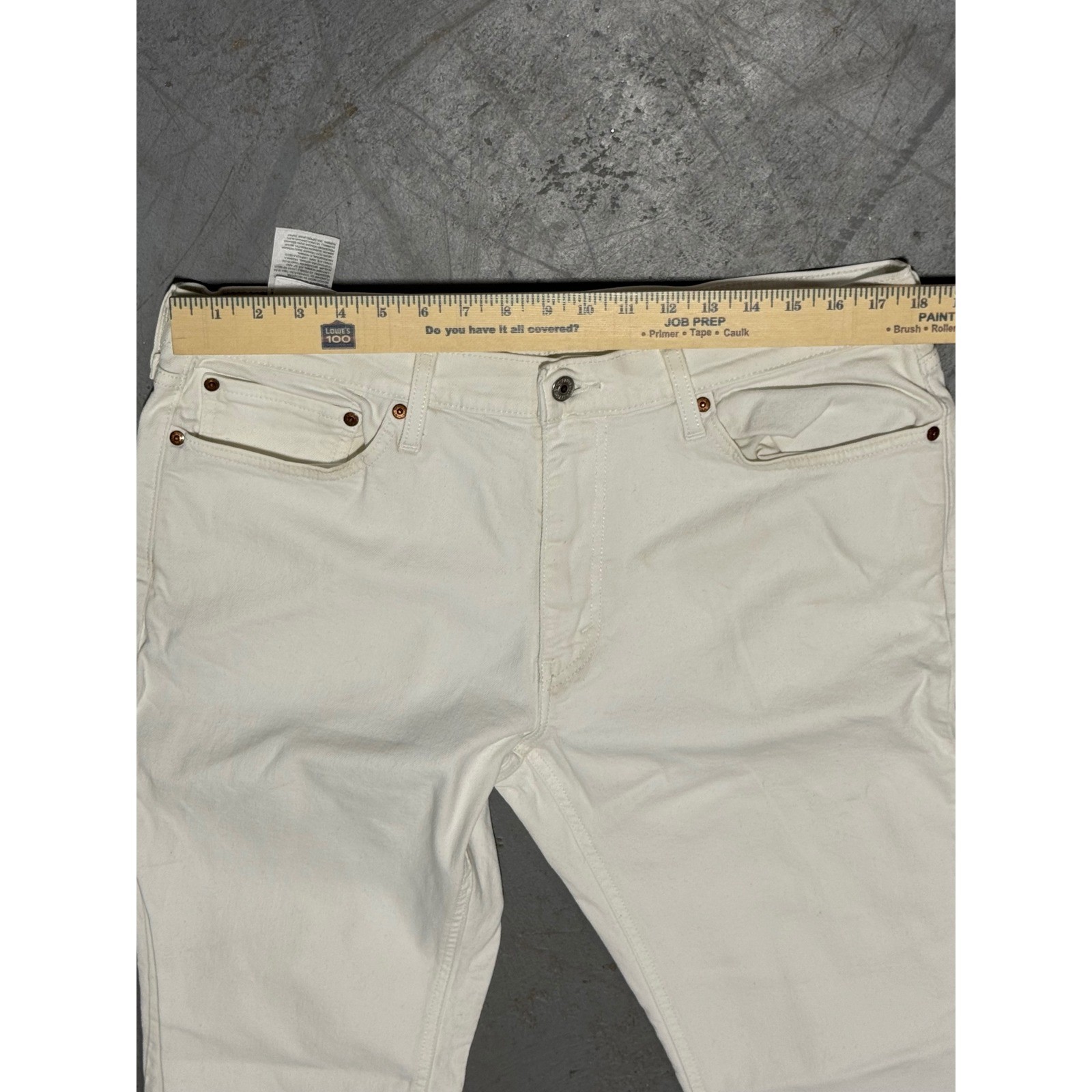 Levis 541 Athletic Taper Jeans Mens 36×30 Off White Cream Denim Pants