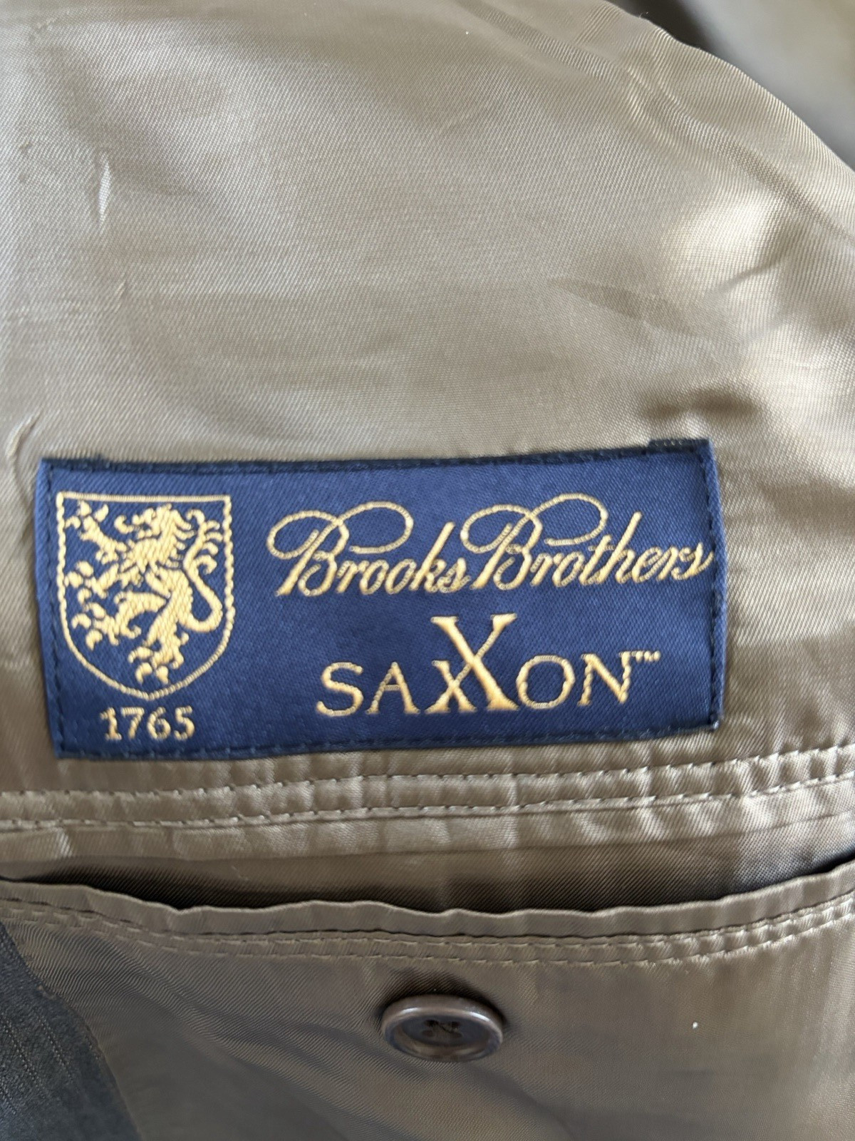 Brooks Brothers suit mens 44L Gray Pinstripe 2 Button 1818 Madison Saxxon Wool