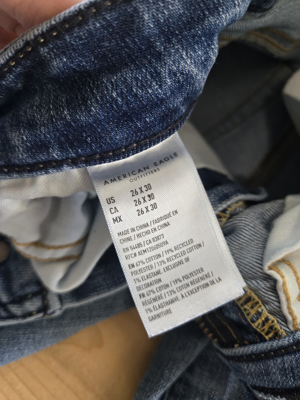 American Eagle Mens Airflex Denim 26×30 Distressed Light Wash