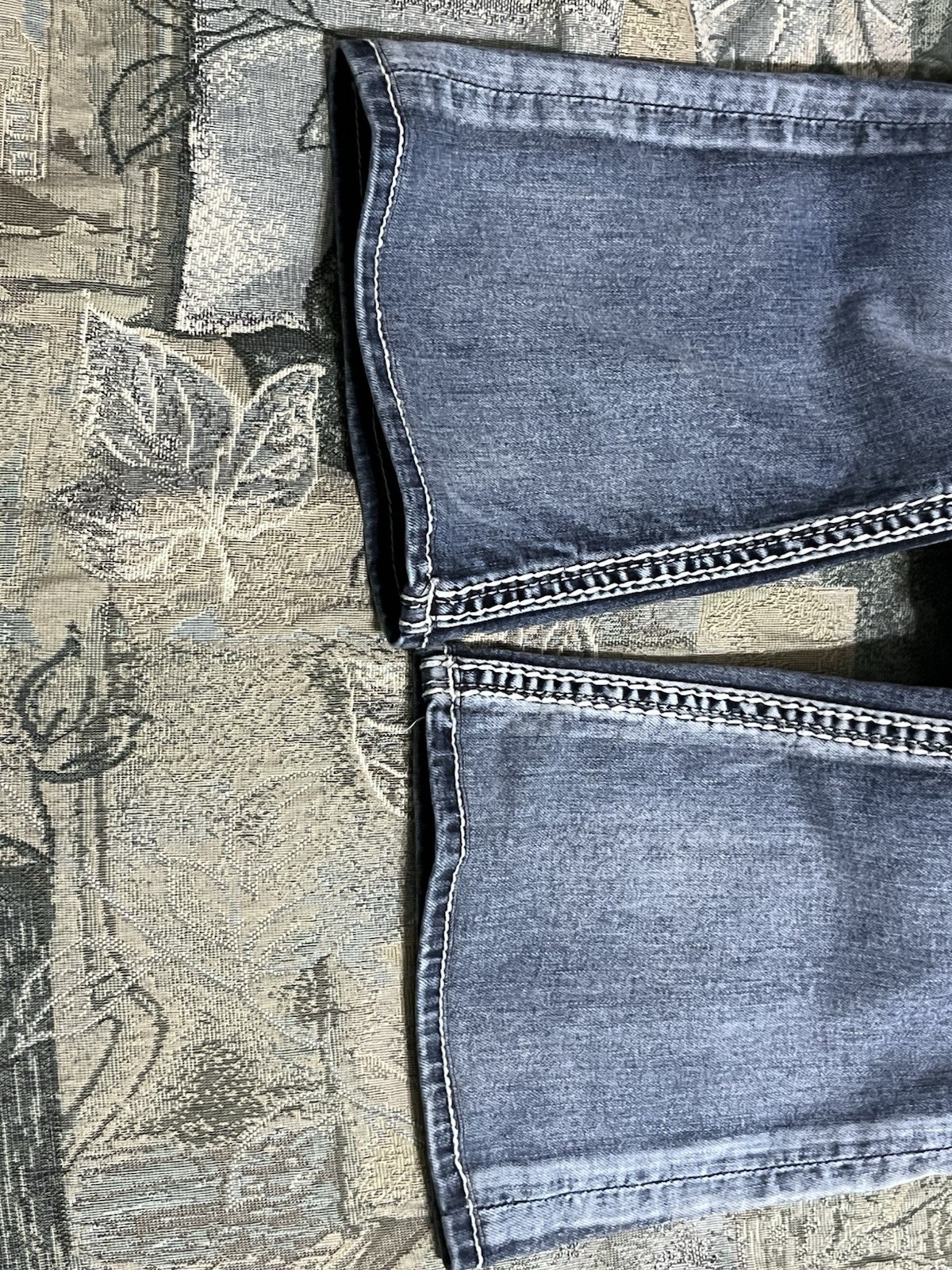 Rock Revival Nancy Mid Rise Bootcut Jeans Size 27 Embellished Pocket Y2K Denim
