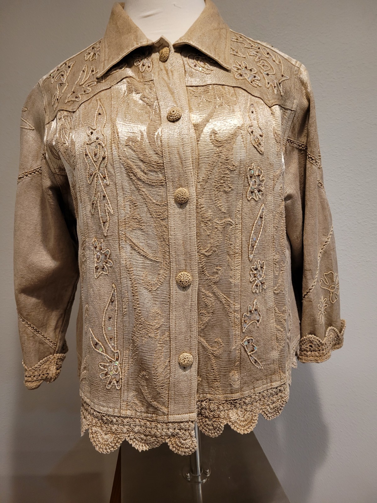 Flashback XXXL Women’s Gold Jacket. Crocheted Buttons & Bottom Trim. Sequins.