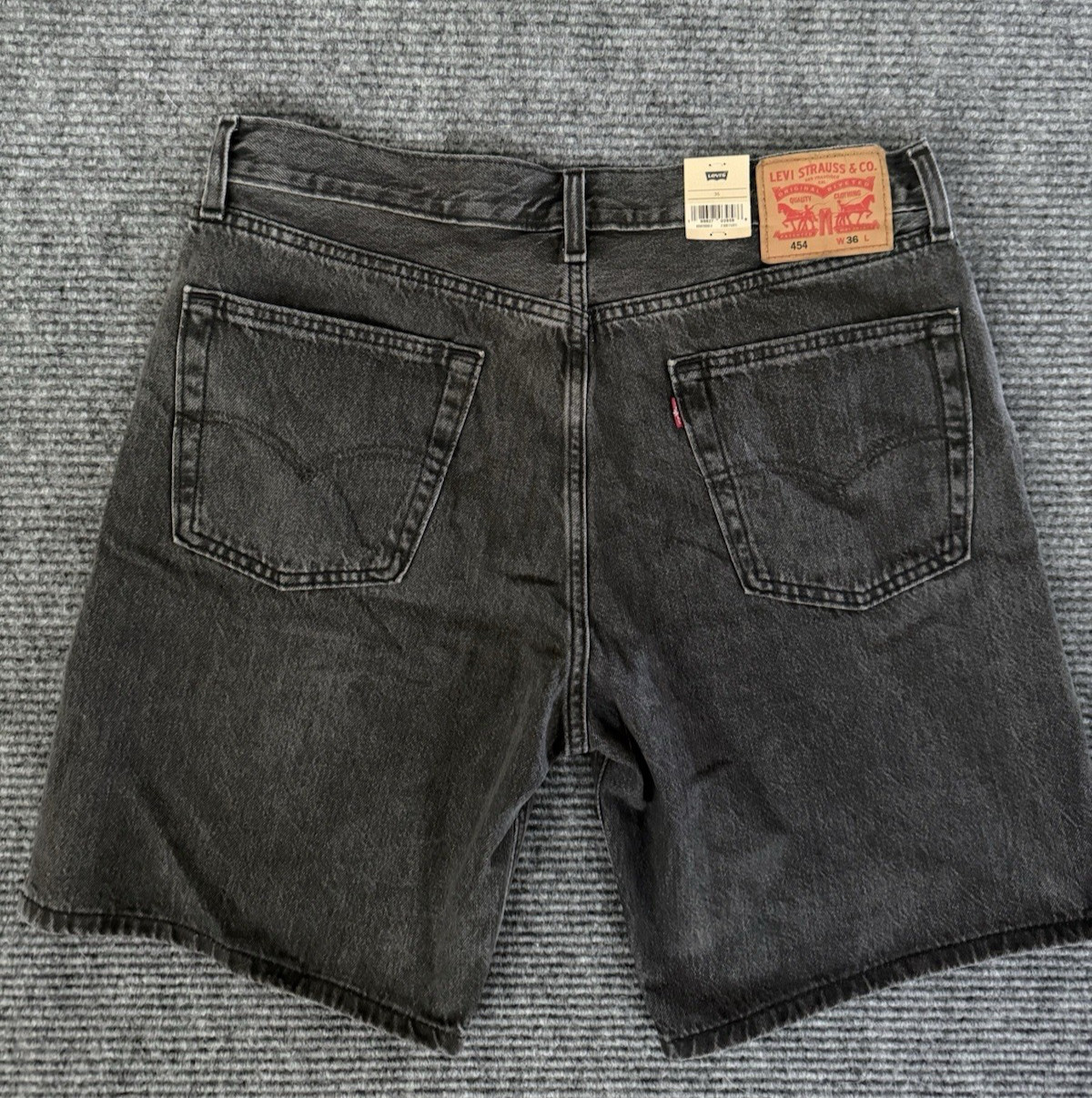Levi’s 454 Relaxed Jean Shorts Black Denim 10″ Inseam 100% Cotton NWT Men’s