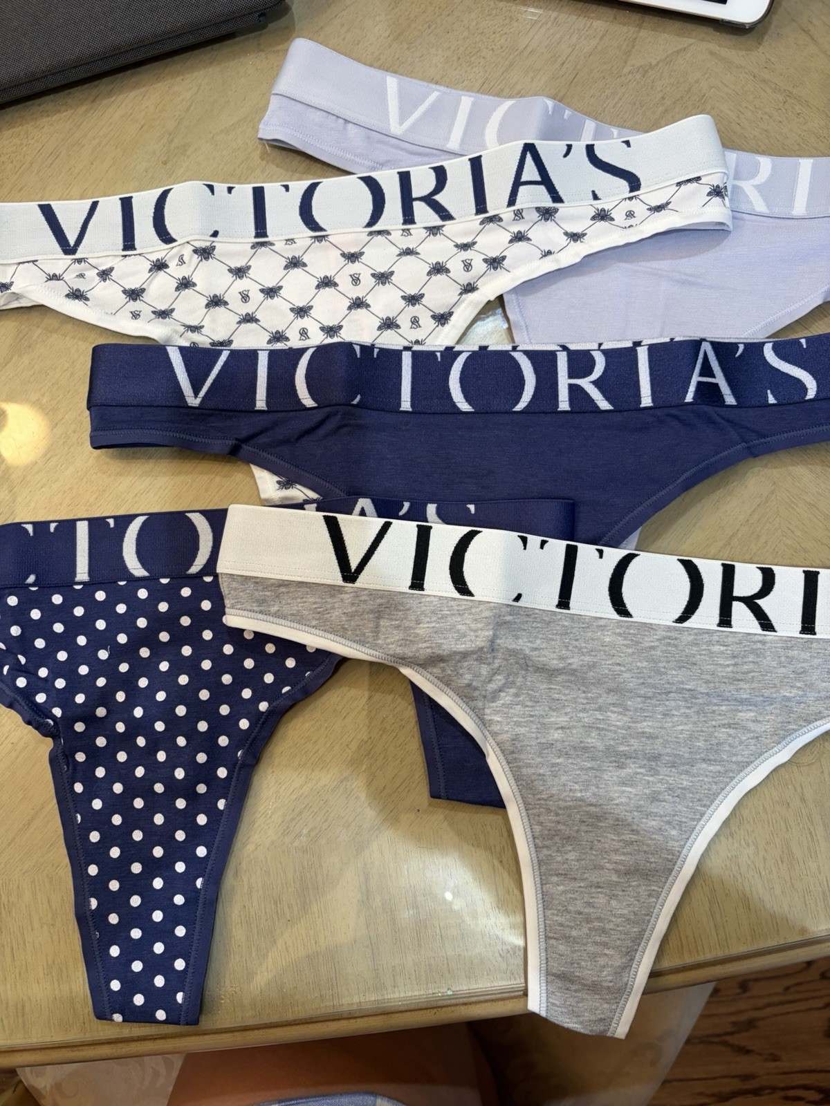 Victoria’s Secret Women’s Logo Thong Panties 5-Pack Large Cotton NWOT