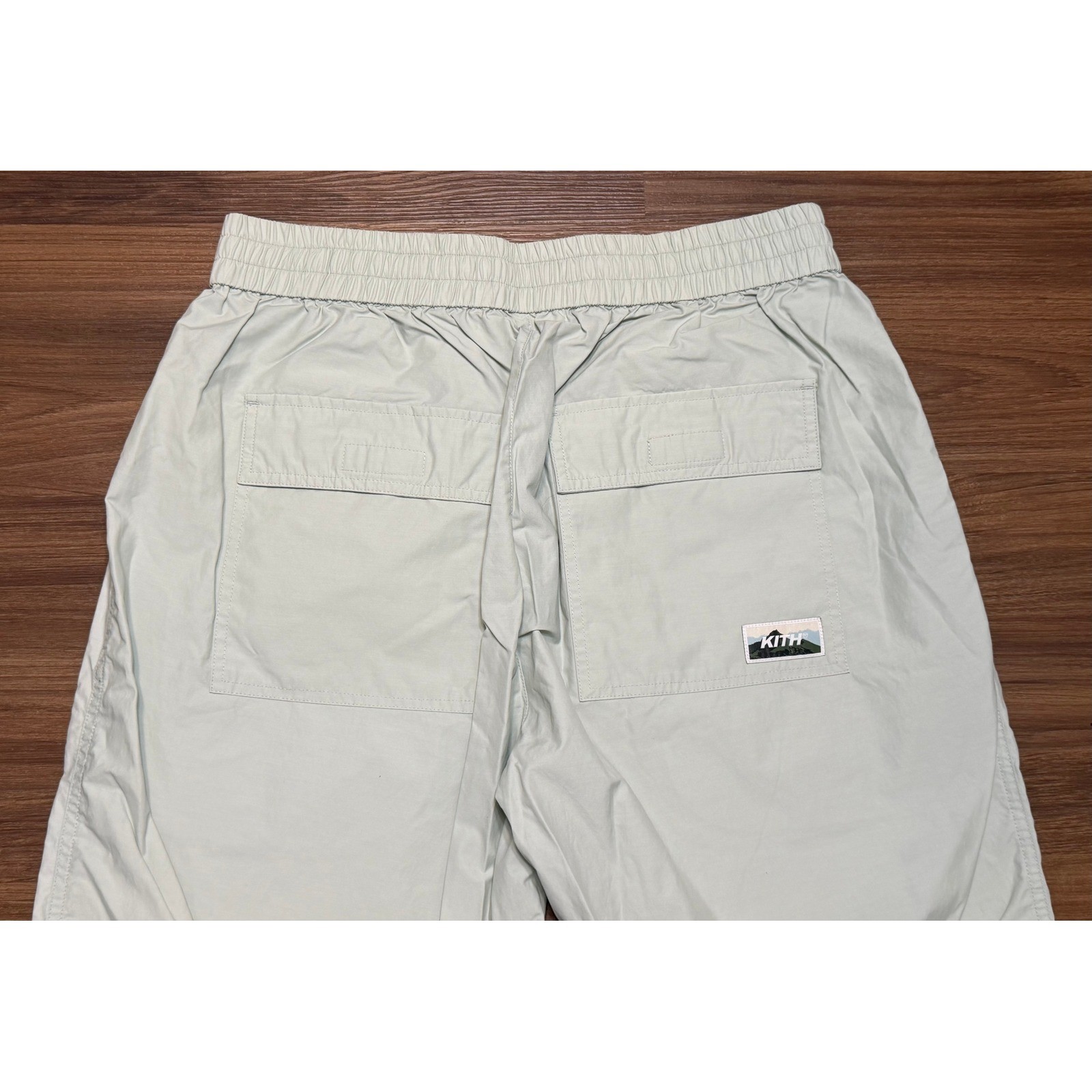 Kith Men’s Light Sage Cotton Nylon Blend Wrinkle Outdoor Cargo Pants Size L