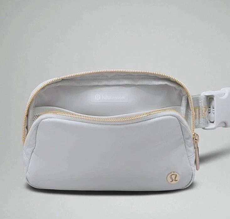 Lululemon Everywhere Wordmark Crossbody Belt Bag 1L – Gray/Gold Waist Pack