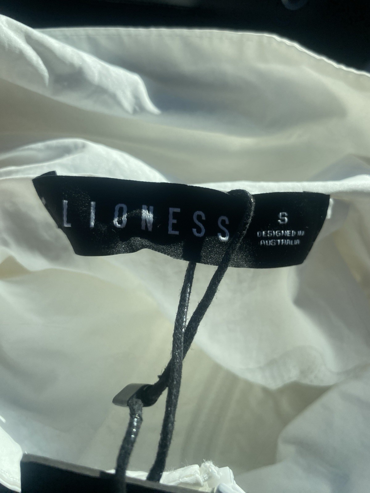Lioness Shoreline Windbreaker Small White
