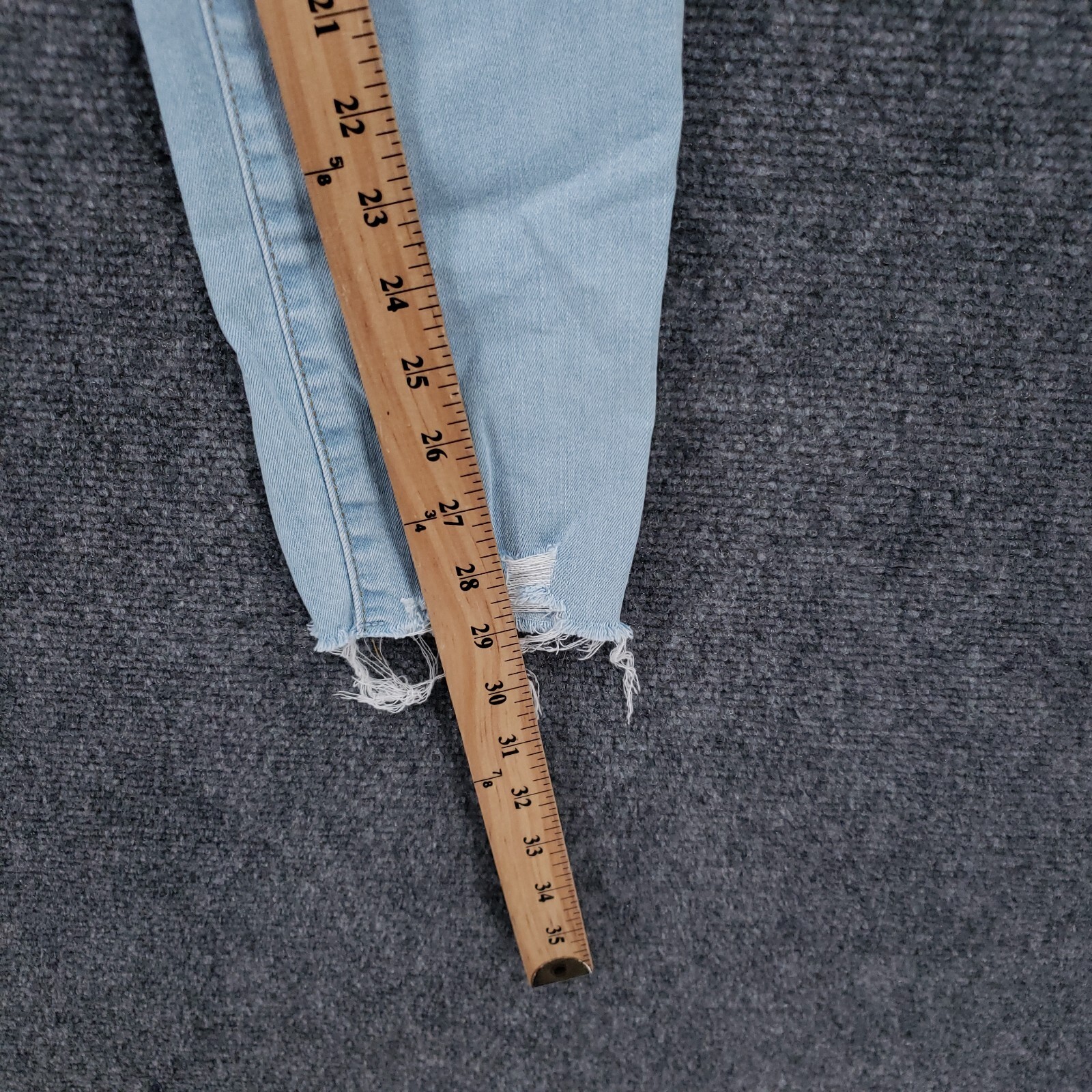Universal Thread Jeans Women 2/26R Blue High Rise Skinny Stretch Raw Hem Denim