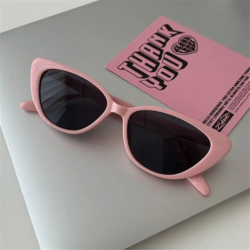 Small Frame Cat Eye Sunglasses Retro Fashion Eyewear