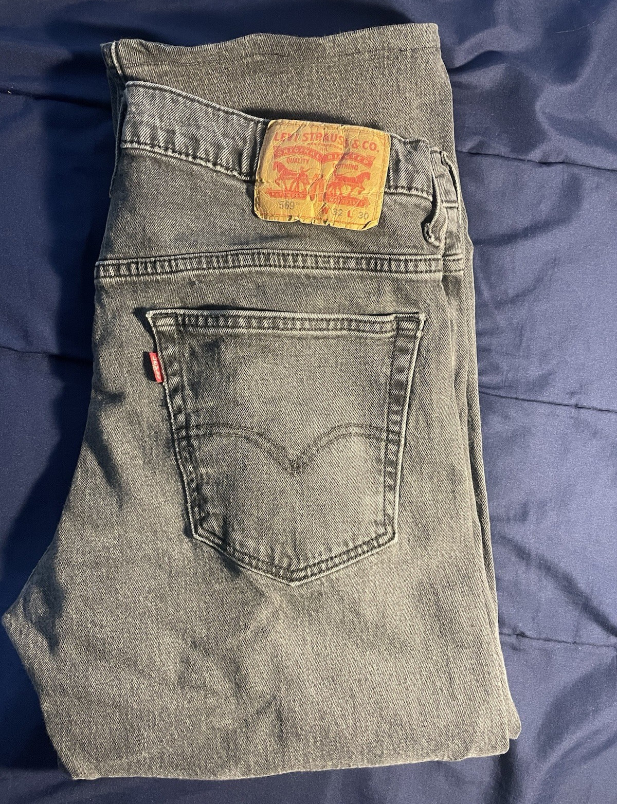 Levi’s Men’s Gray Denim Straight Leg Jeans Light Wash 5-Pocket Zip Fly