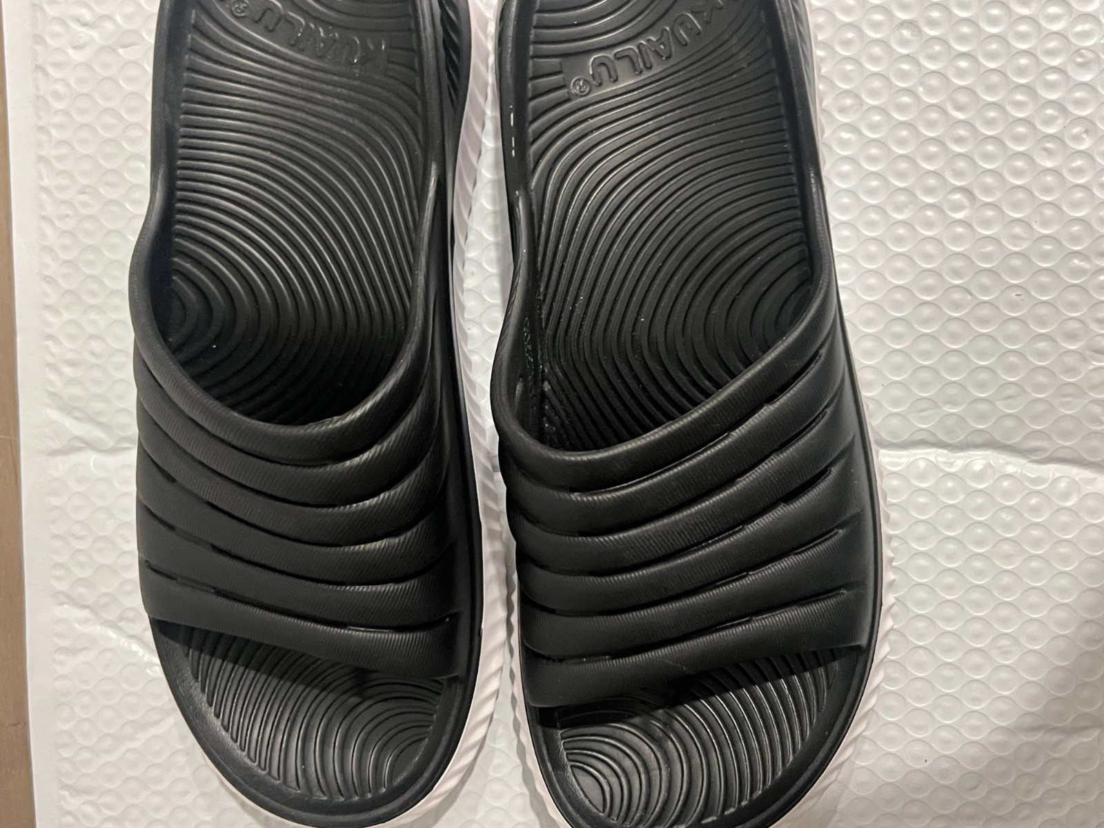 KUAILU Unisex Black & White Arch Support Open Toe Recovery Sports Slides Size 11