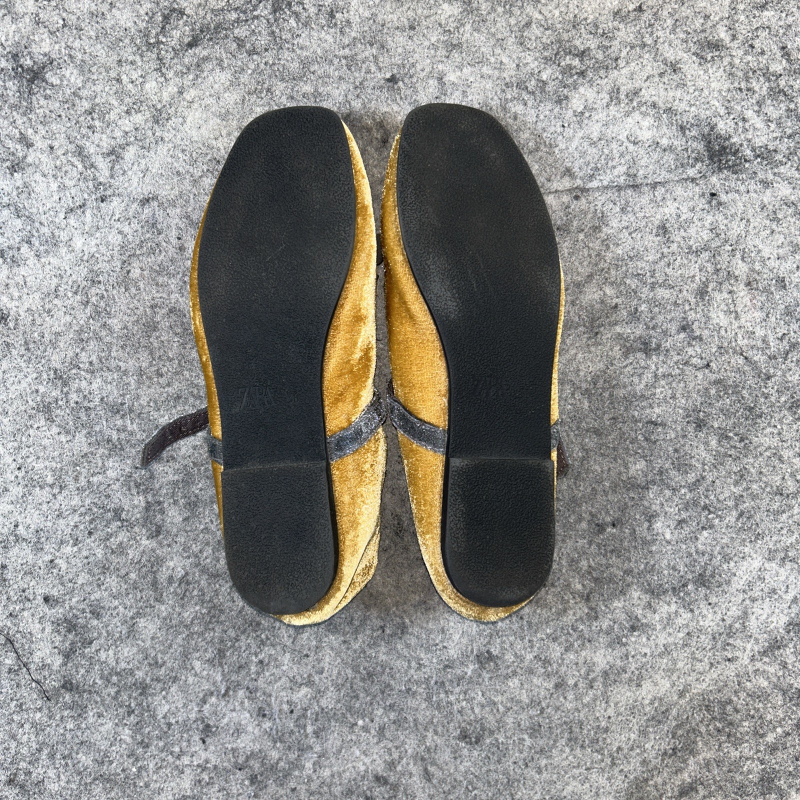 Zara Girl Tan & Gray Velvet Ballet Flat Size EU36 US 4