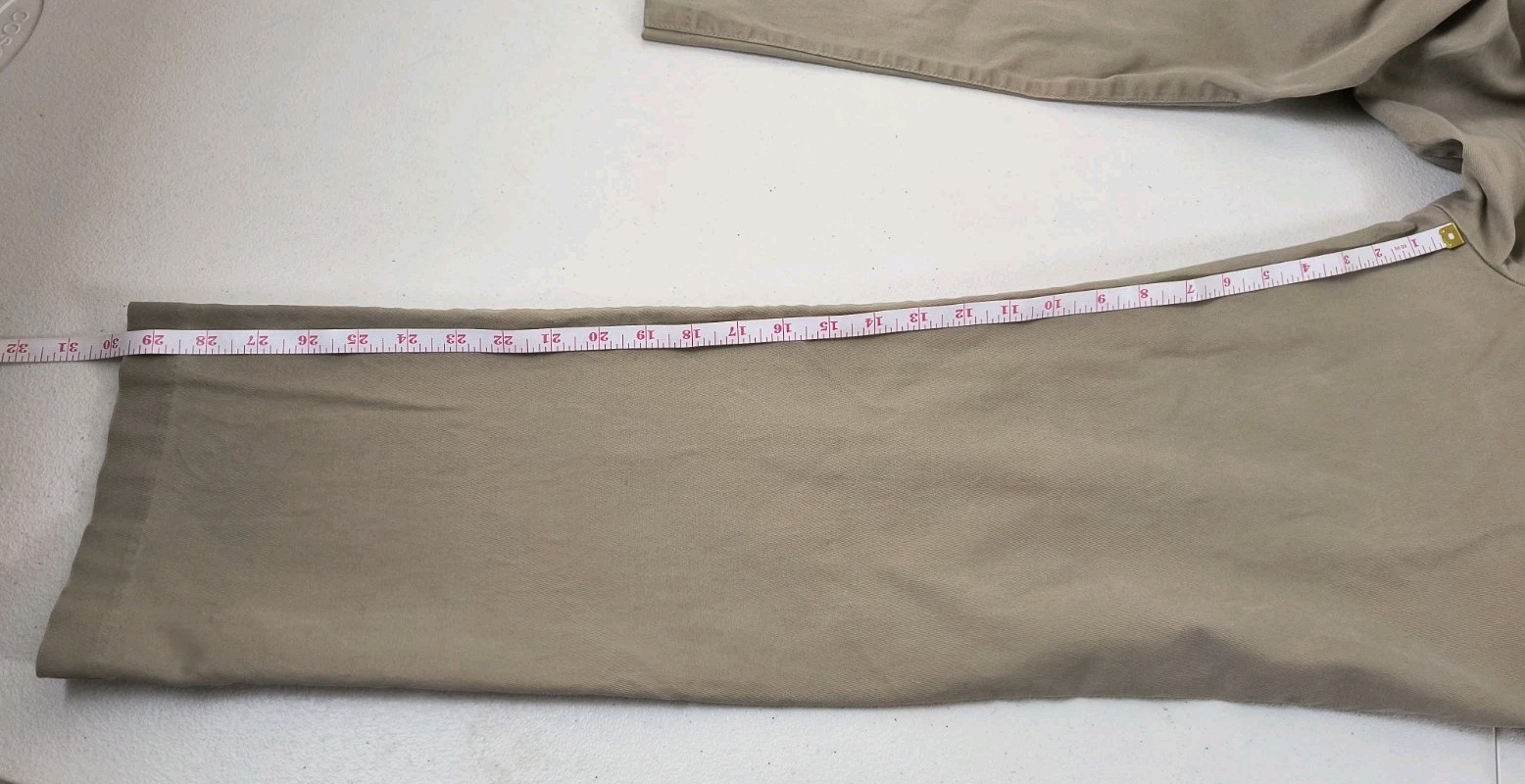 Under Armour Men’s 32/29.5 Knit Khaki Pants Beige Tan98% Cotton 2% Elastane READ